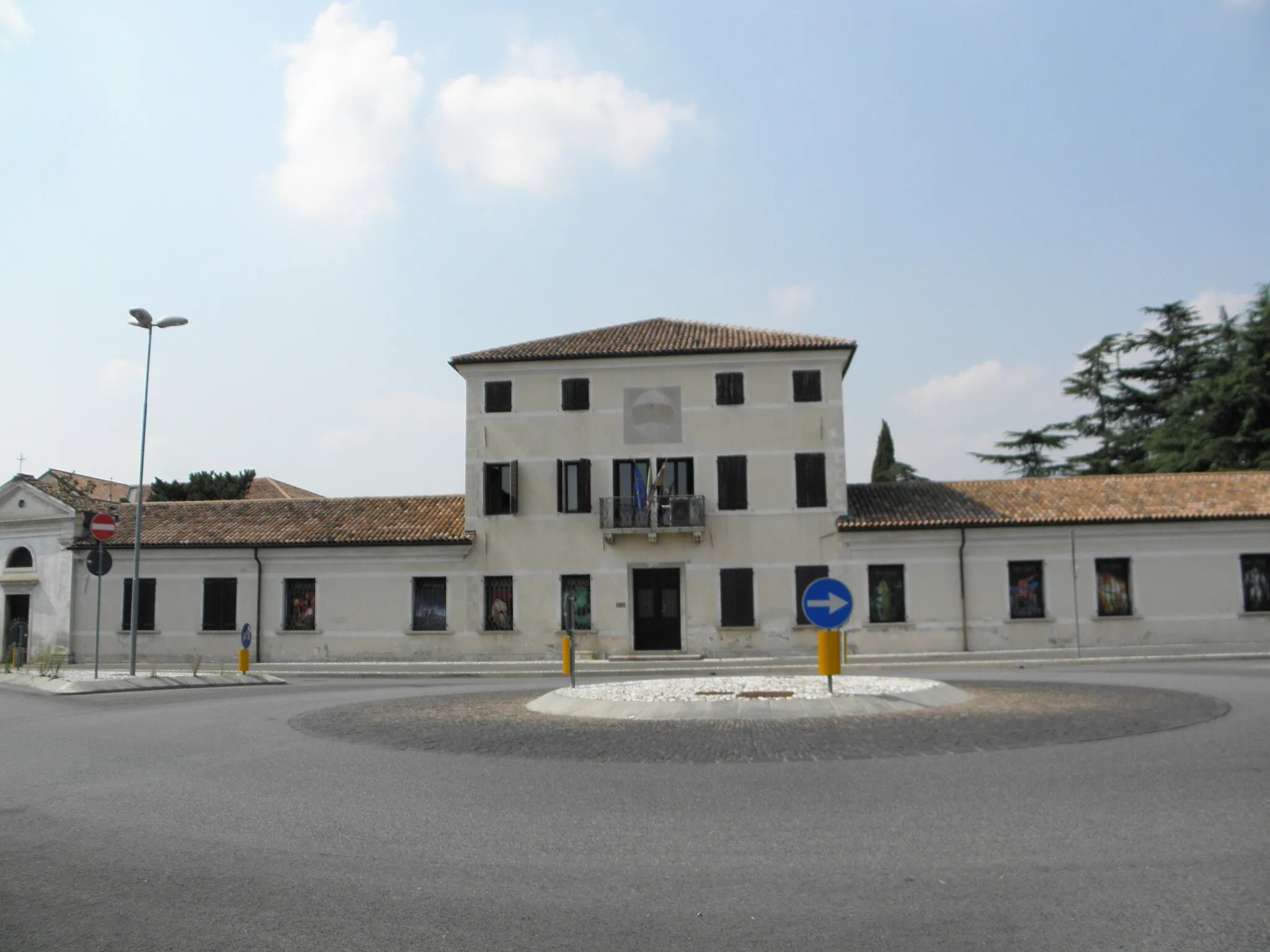 Photo showing: Montebelluna, parte del complesso di Villa Biagi, sede del Museo di Storia Naturale e Archeologia.