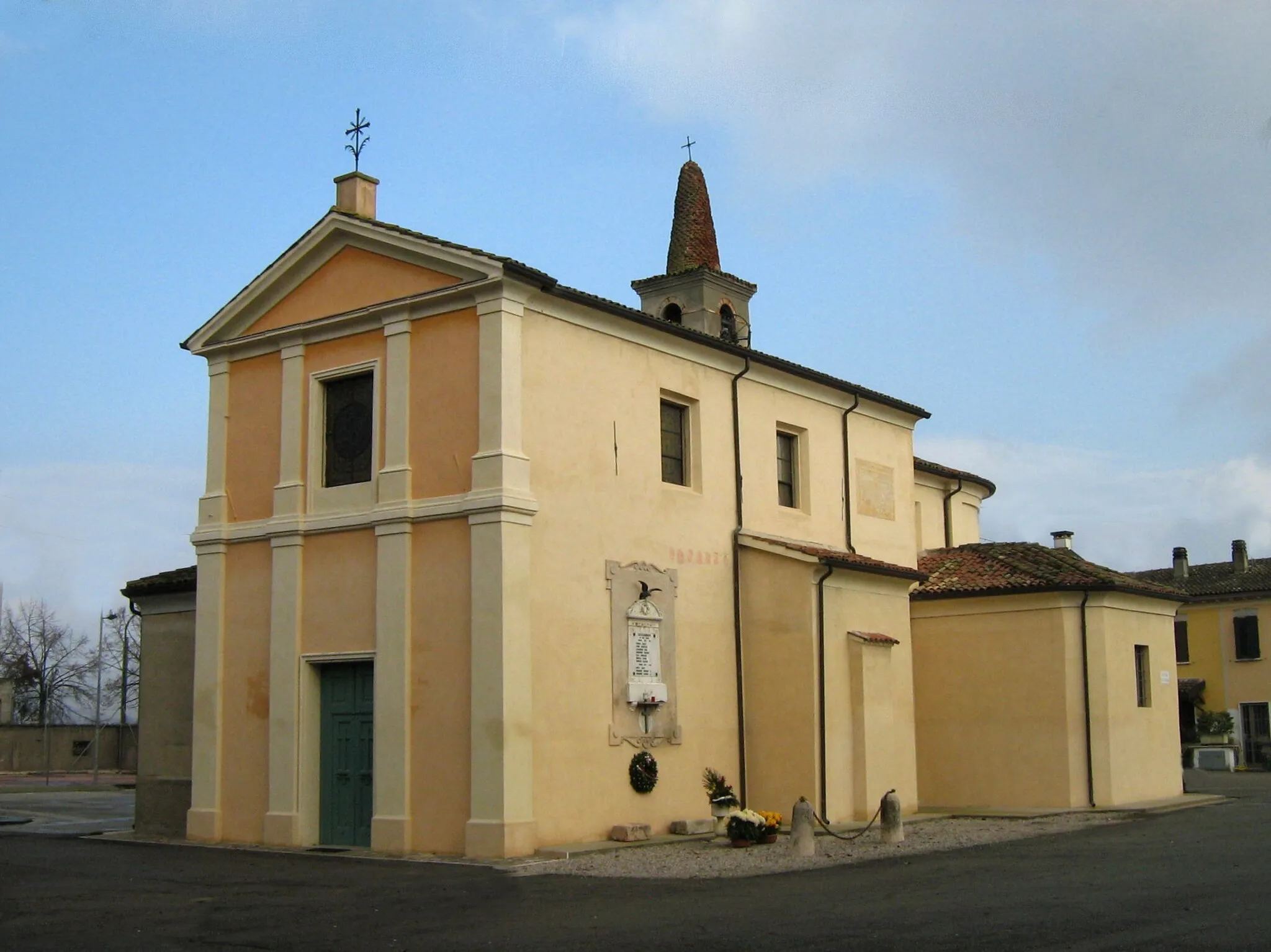 Photo showing: Castelgrimaldo, la chiesa.