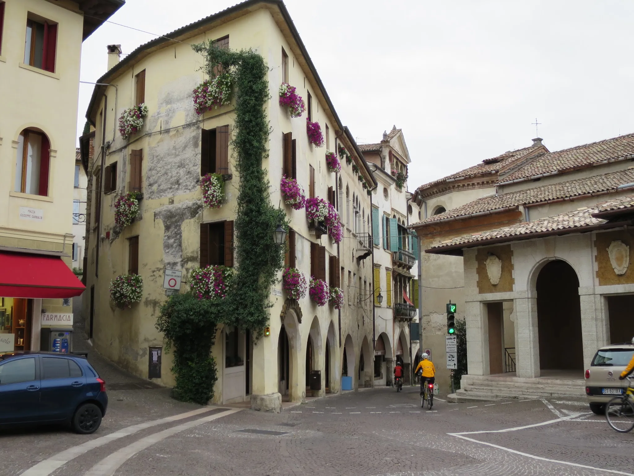 Photo showing: Leaving Asolo