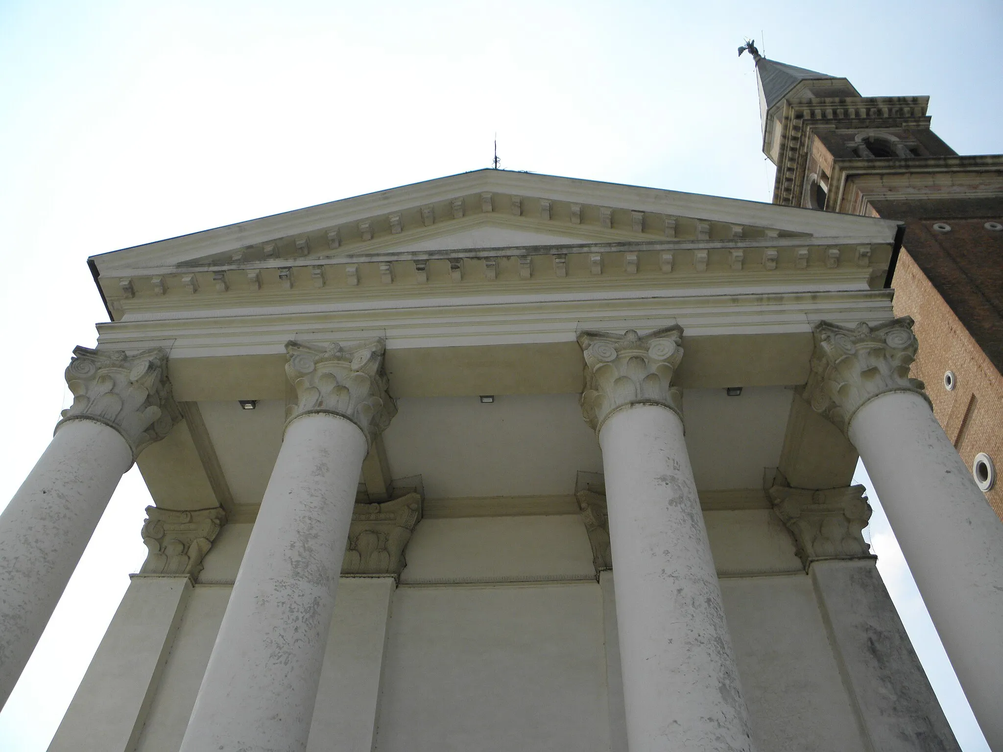 Photo showing: Venegazzù, frazione di Volpago del Montello: la chiesa parrocchiale di Sant'Andrea Apostolo (XVIII secolo).