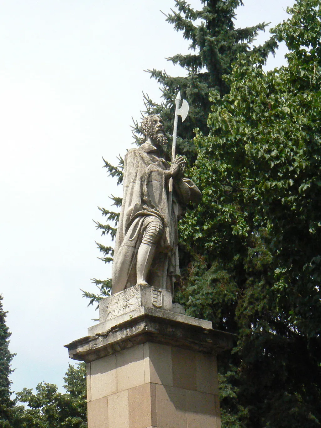 Photo showing: Szent László szobra a bazilika előtt Egerben (Marco Casagrande alkotása, 1836)