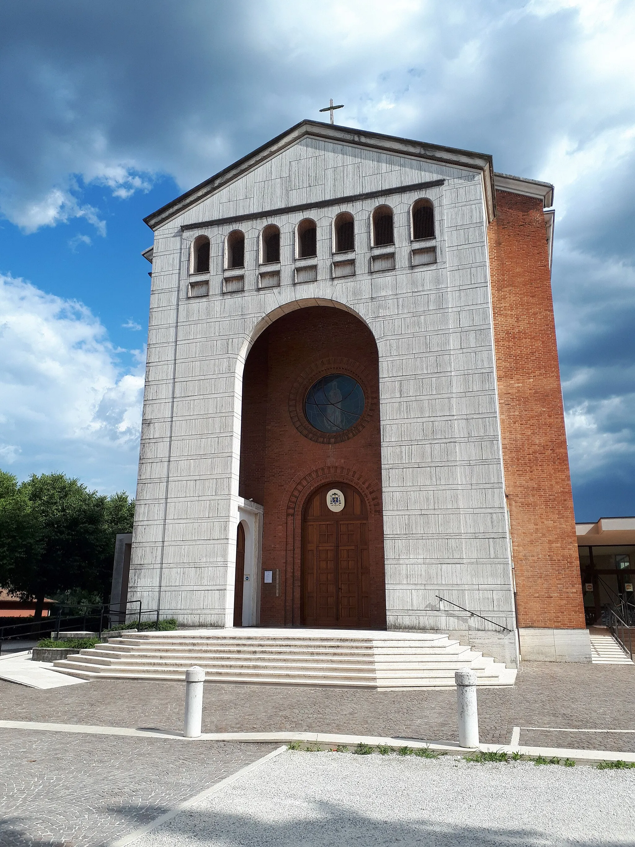 Photo showing: Facciata della chiesa di San Giuseppe, Treviso.
