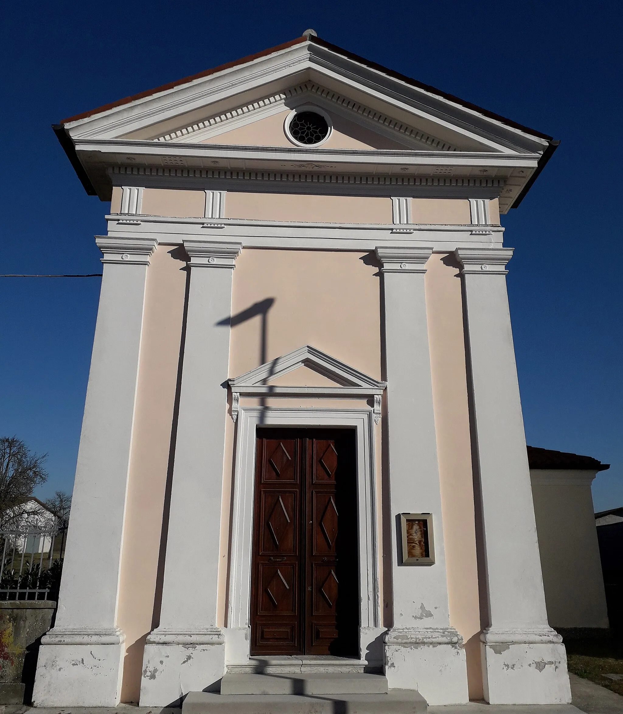 Photo showing: Carbona (San Vito al Tagliamento) - chiesa di Sant'Antonio di Padova