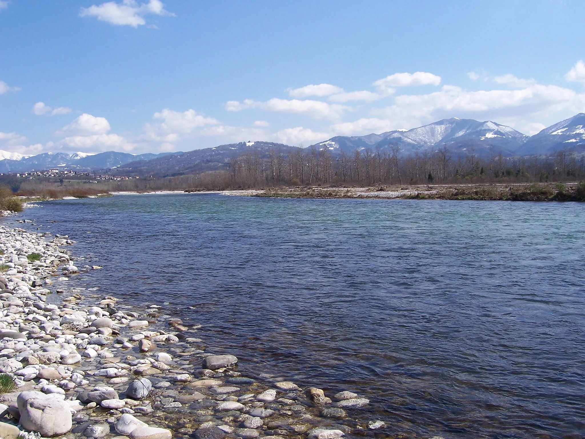 Photo showing: Riva del Piave tra Mel e Santa Giustina