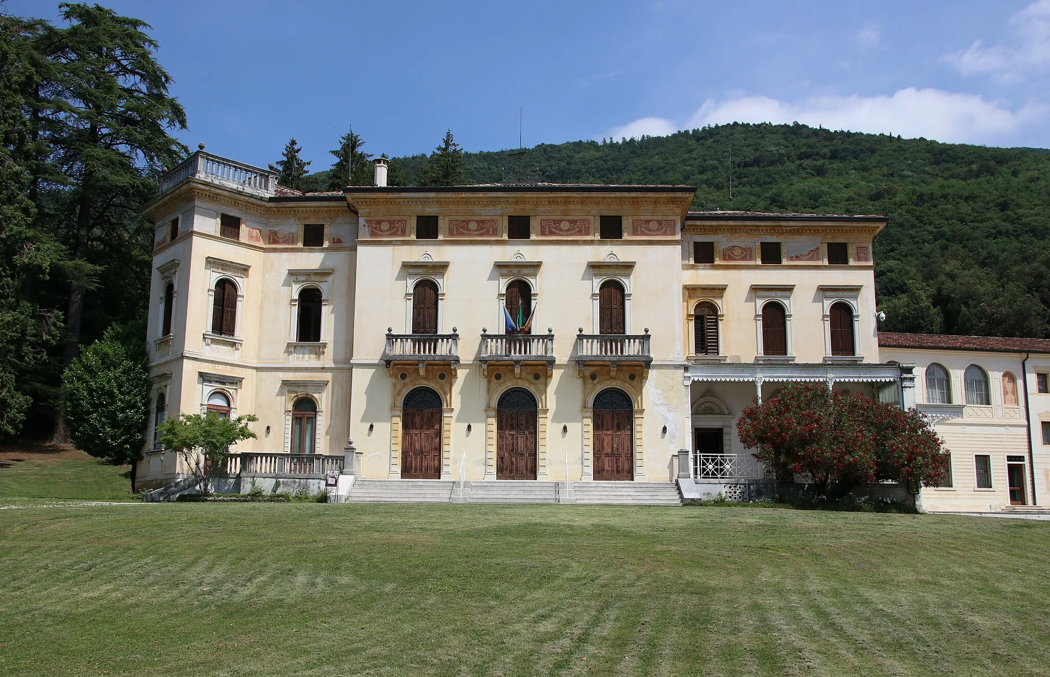 Photo showing: Villa dei Cedri, o Villa Piva, a Valdobbiadene, Veneto, Italia.