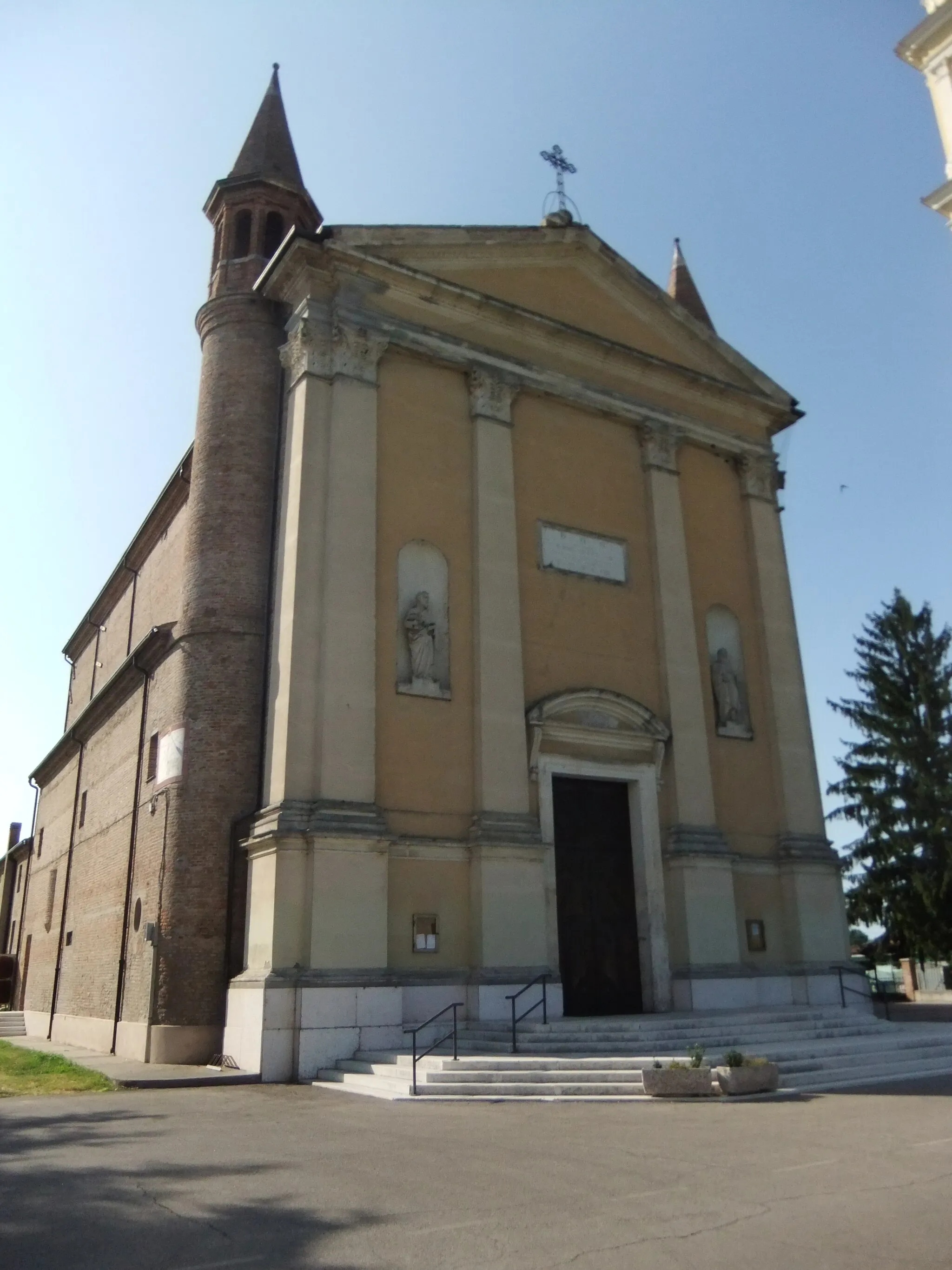 Photo showing: Carpi D'Adige, frazione di Villa Bartolomea: Chiesa di Santa Margherita.