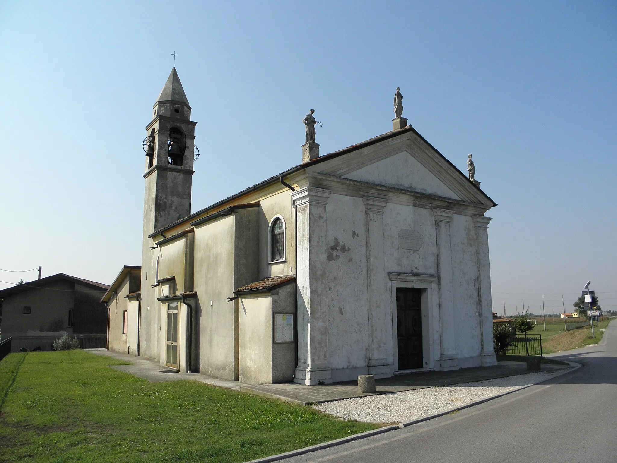 Photo showing: Lova, frazione di Campagna Lupia: la chiesa di Santa Giustina.