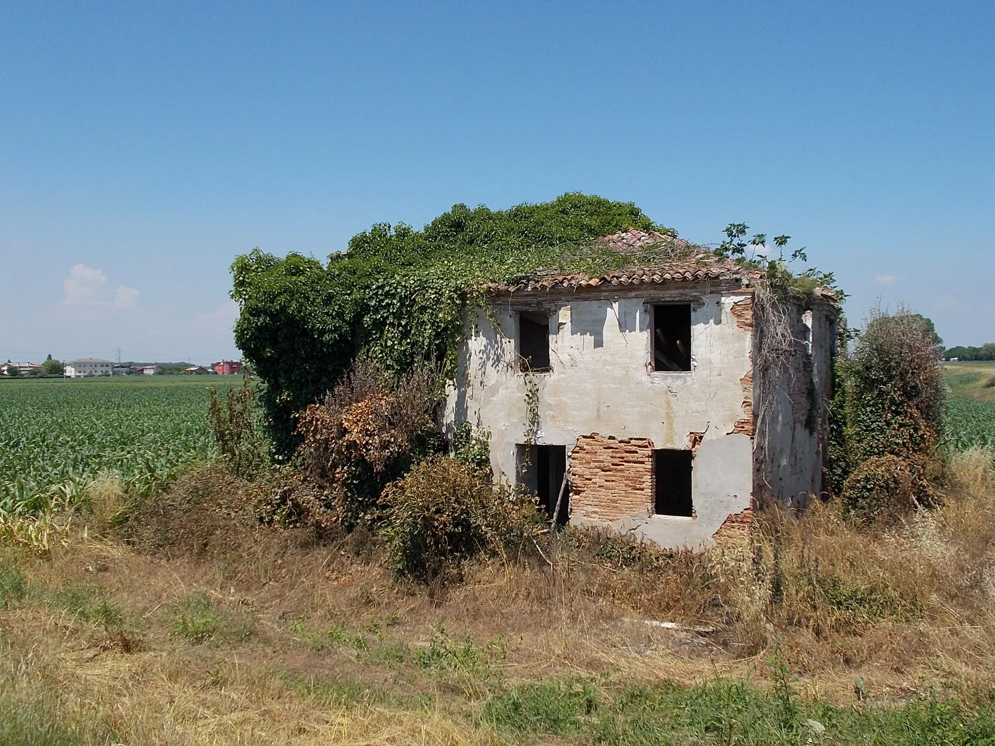 Photo showing: Campagna Lupia - Lova - elhagyott ház a Via Romea közelében