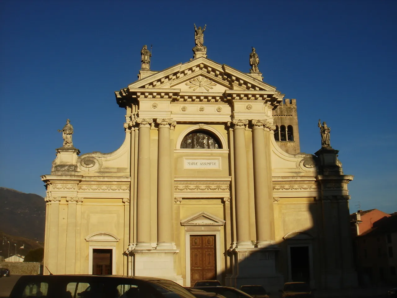 Photo showing: Ceneda, facciata della cattedrale