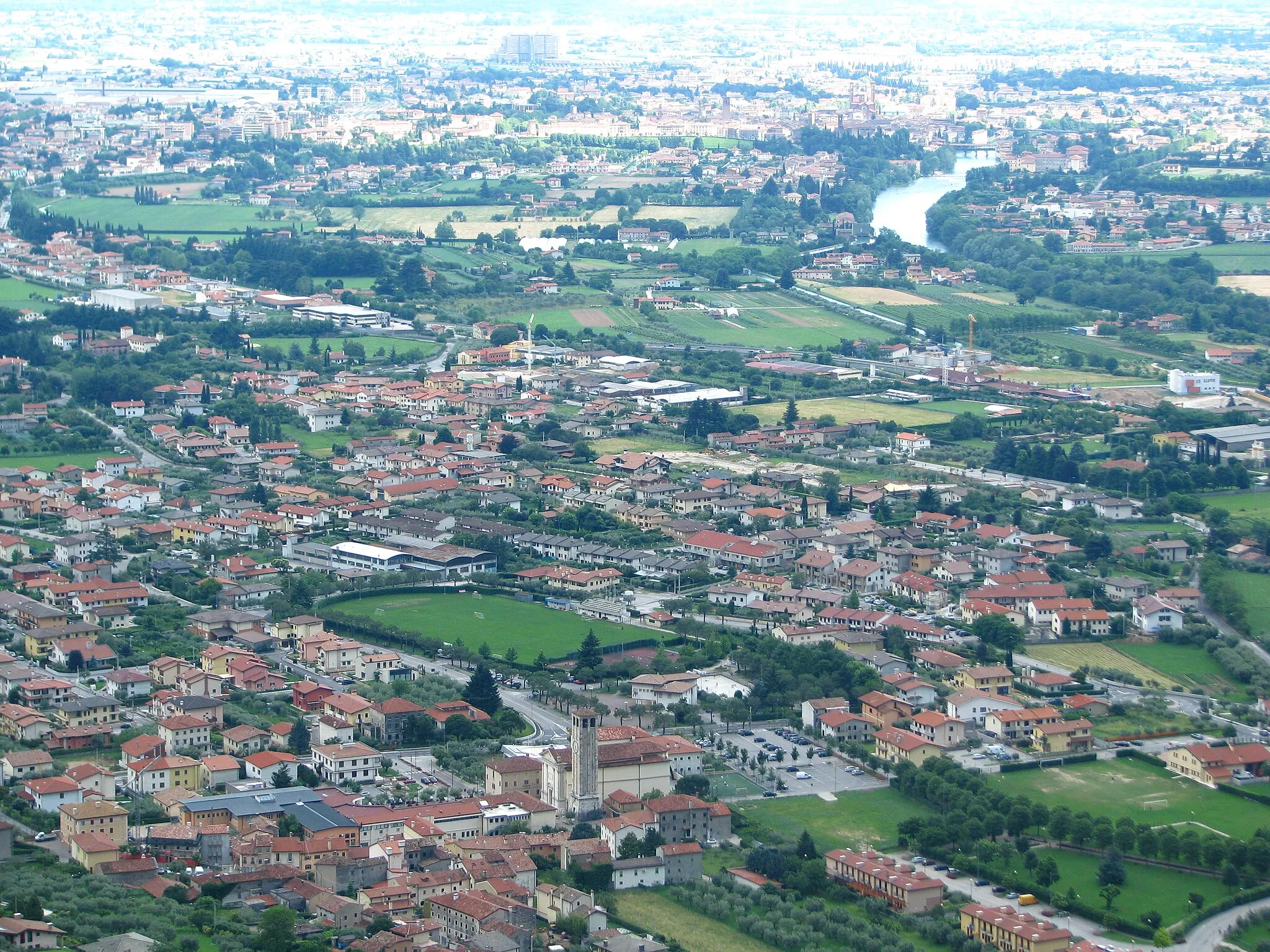 Photo showing: Vista di Pove del Grappa dal Cornon