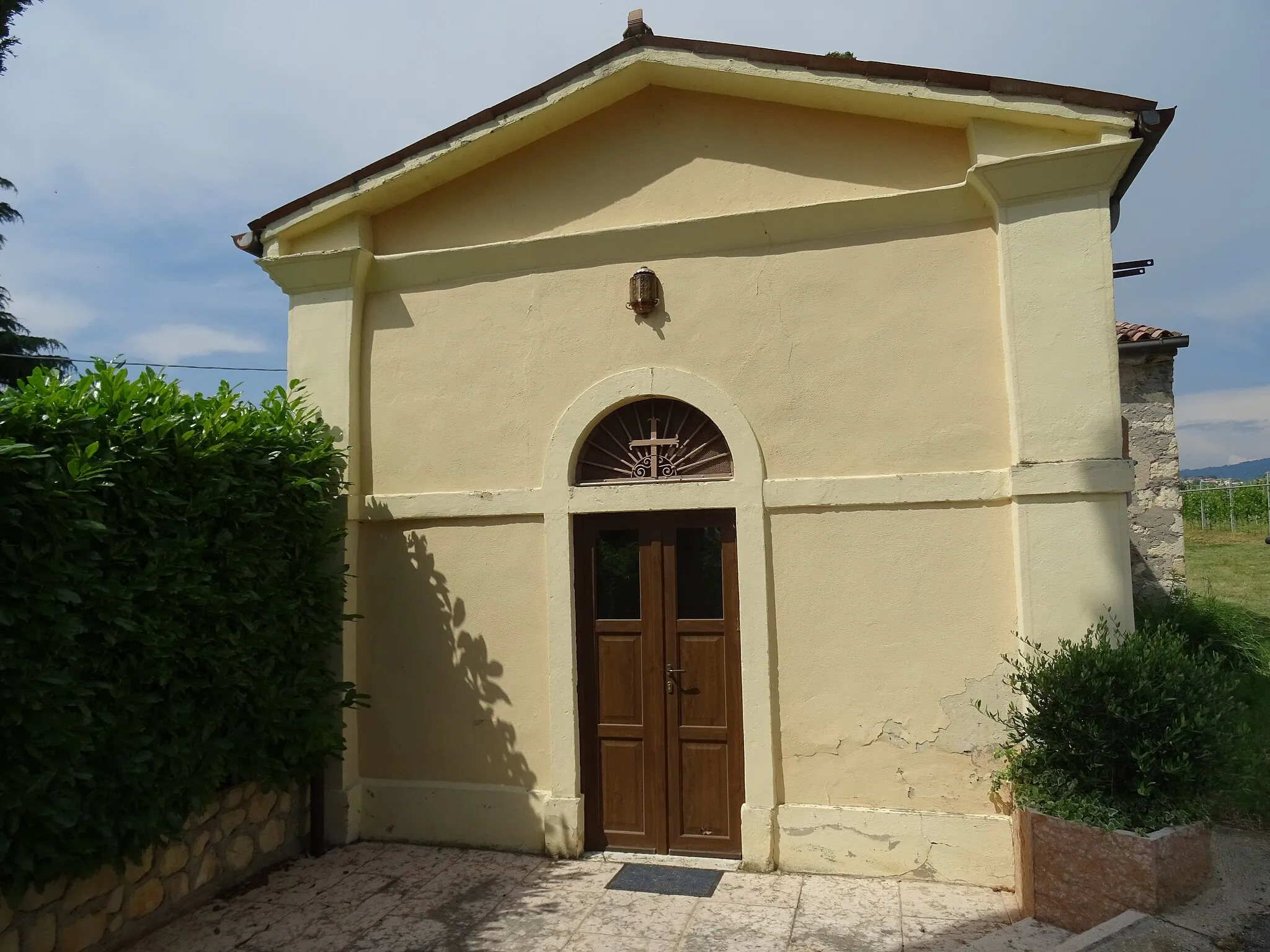 Photo showing: Gnirega (Marano di Valpolicella, Veneto, Italy), Saint Aloysius church