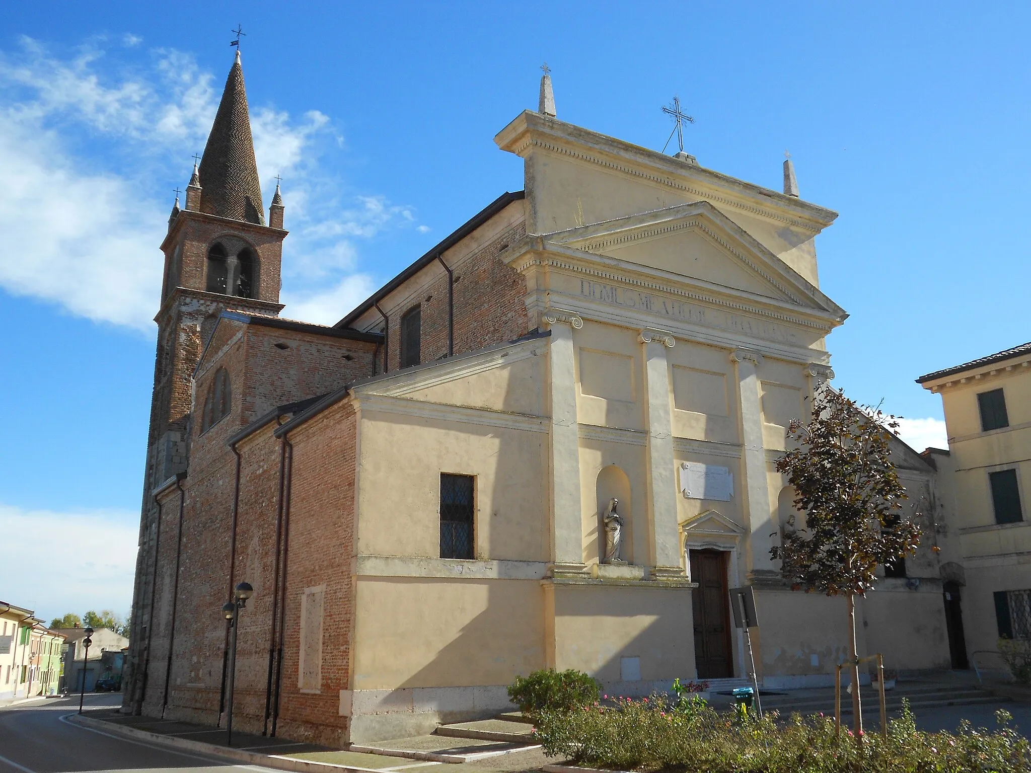 Photo showing: church, Oppeano