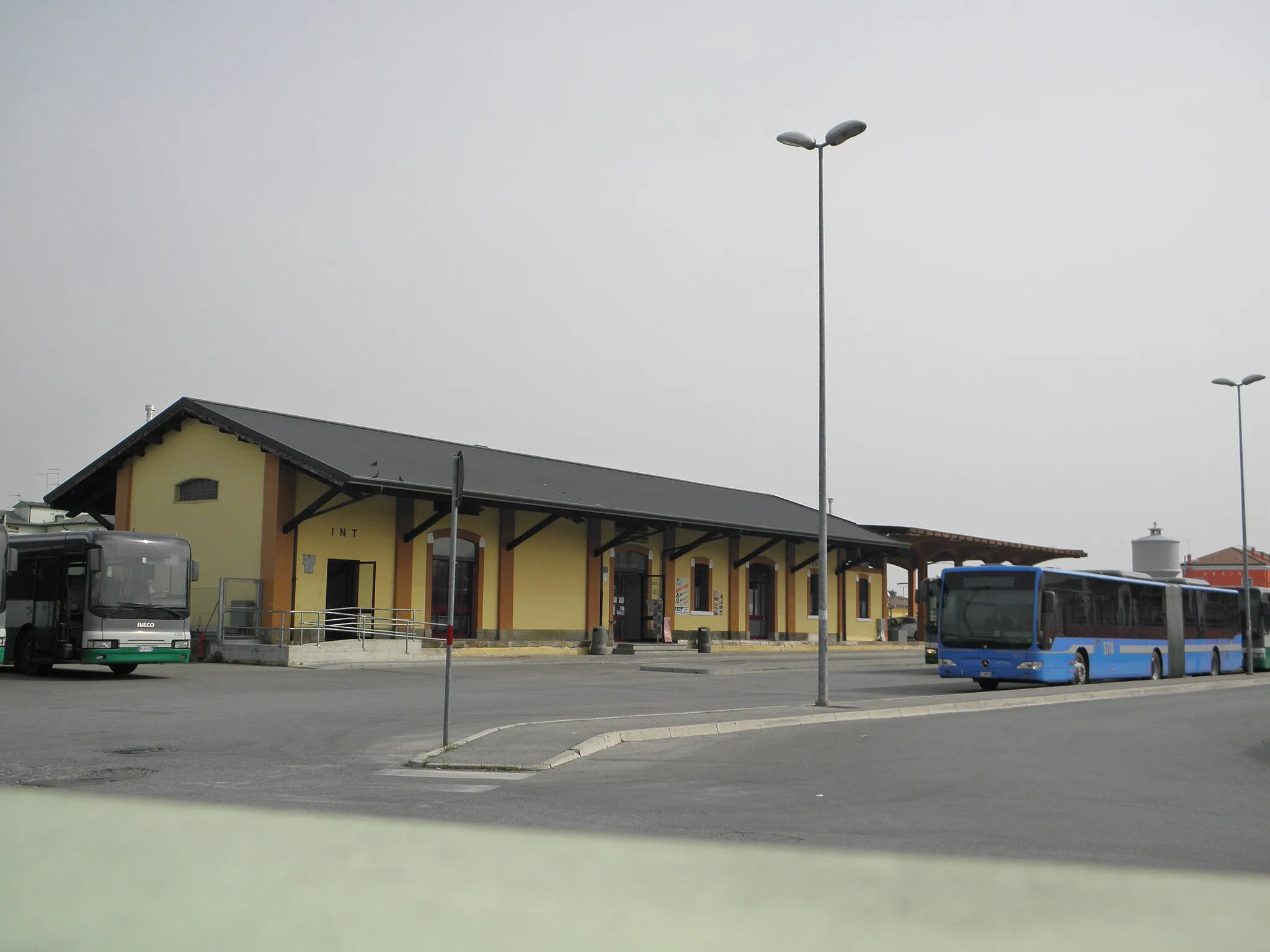 Photo showing: Adria: l'autostazione.