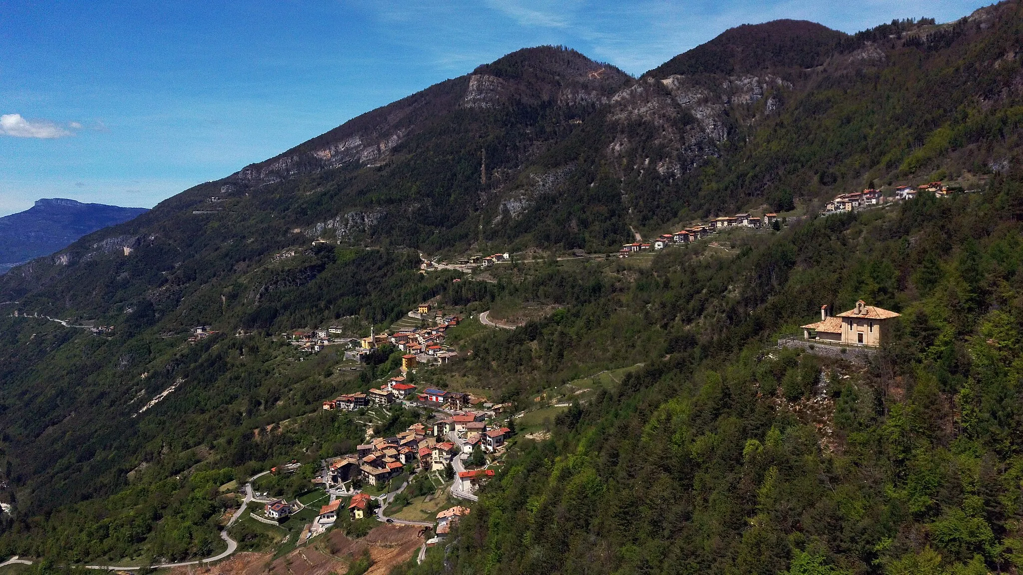 Photo showing: View of the central towns of Terragnolo (Trentino, Italy)