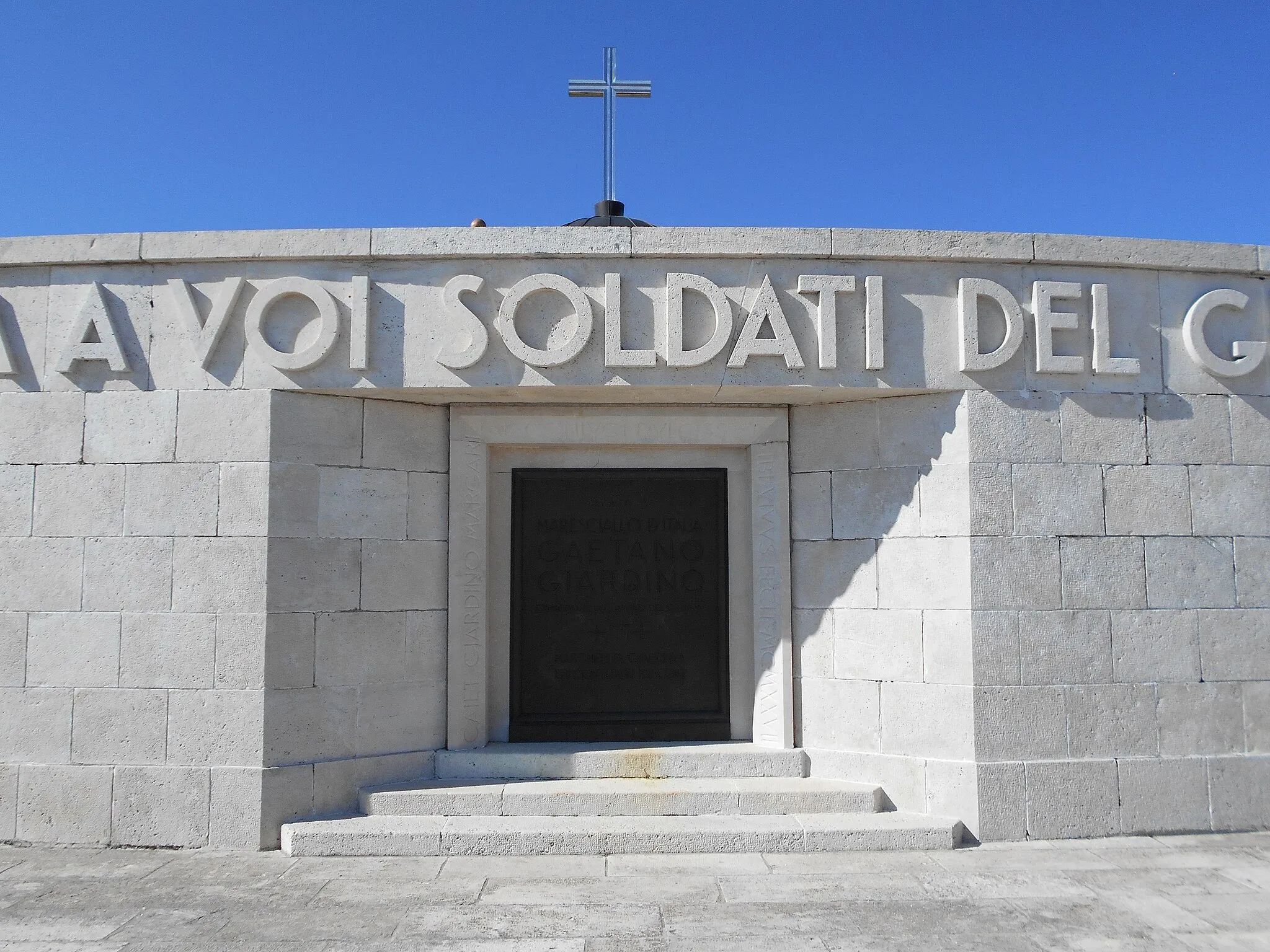 Photo showing: Gaetano Giardino, comandante dell'Armata del Grappa, Sacrario militare del monte Grappa