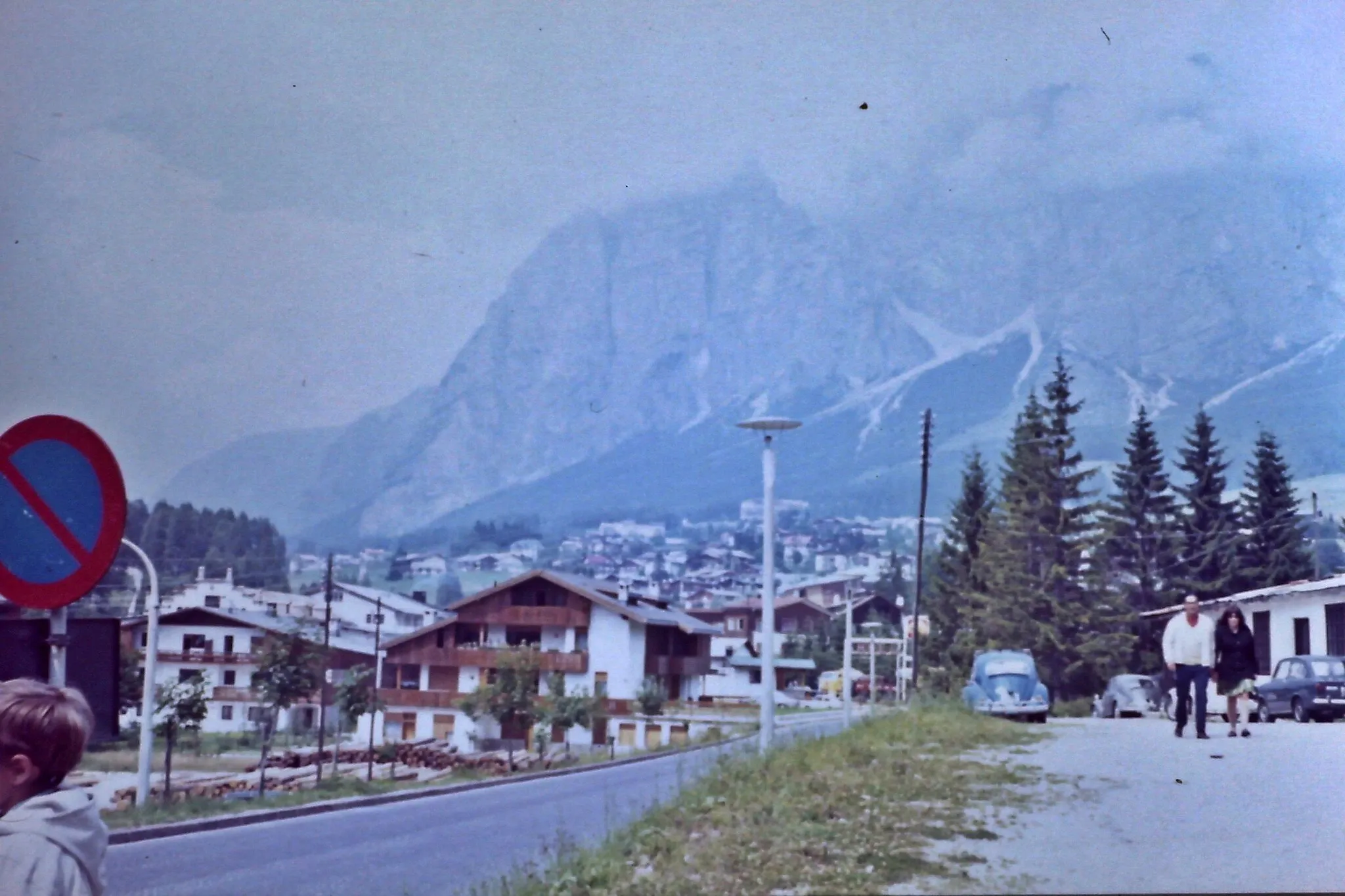 Photo showing: View over Cortina d'Ampezzo in summer 1971