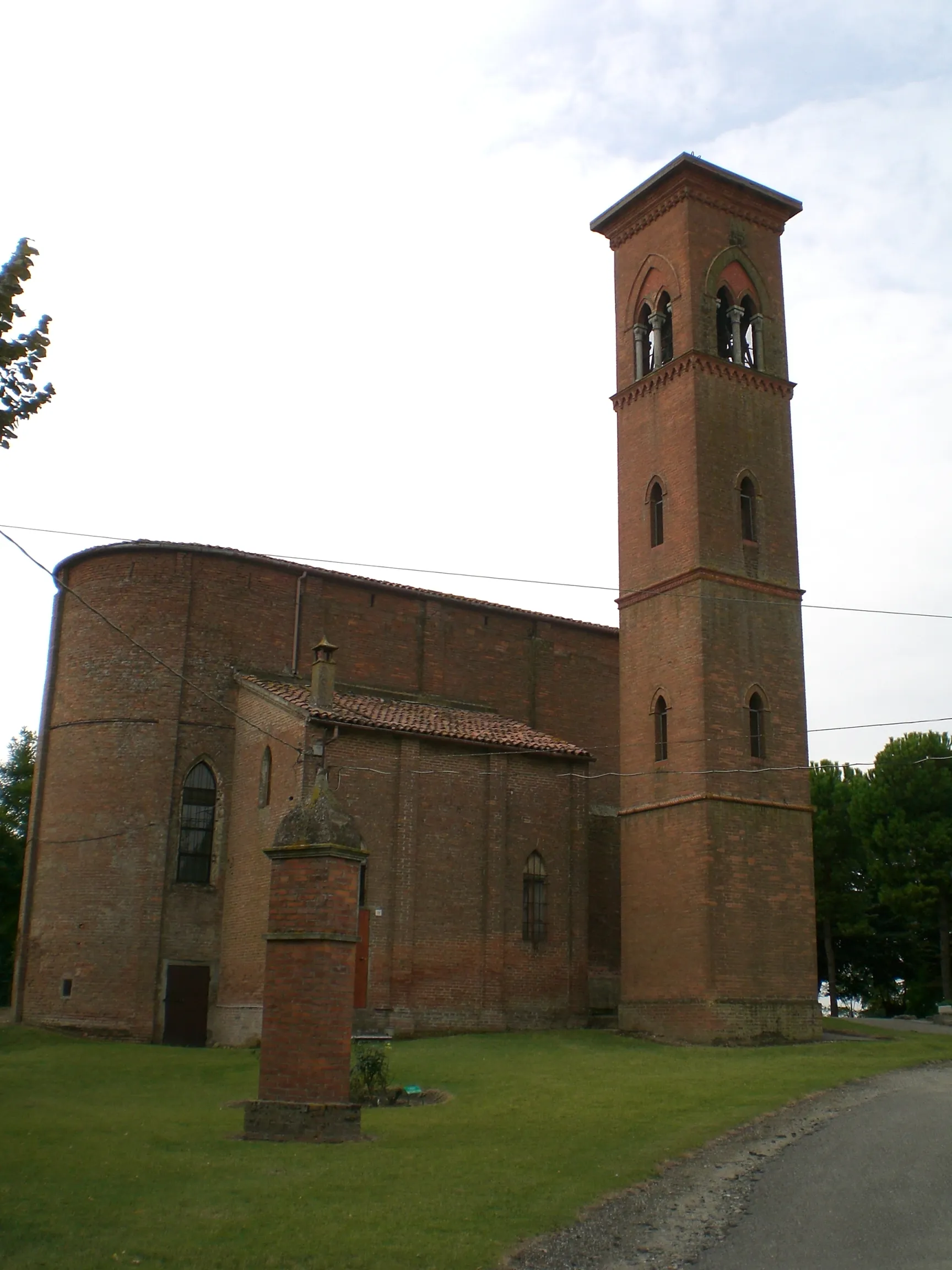Photo showing: Sant'Egidio, frazione di Ferrara: il Santuario della Beata Vergine Maria Annunciata, detta del Poggetto.