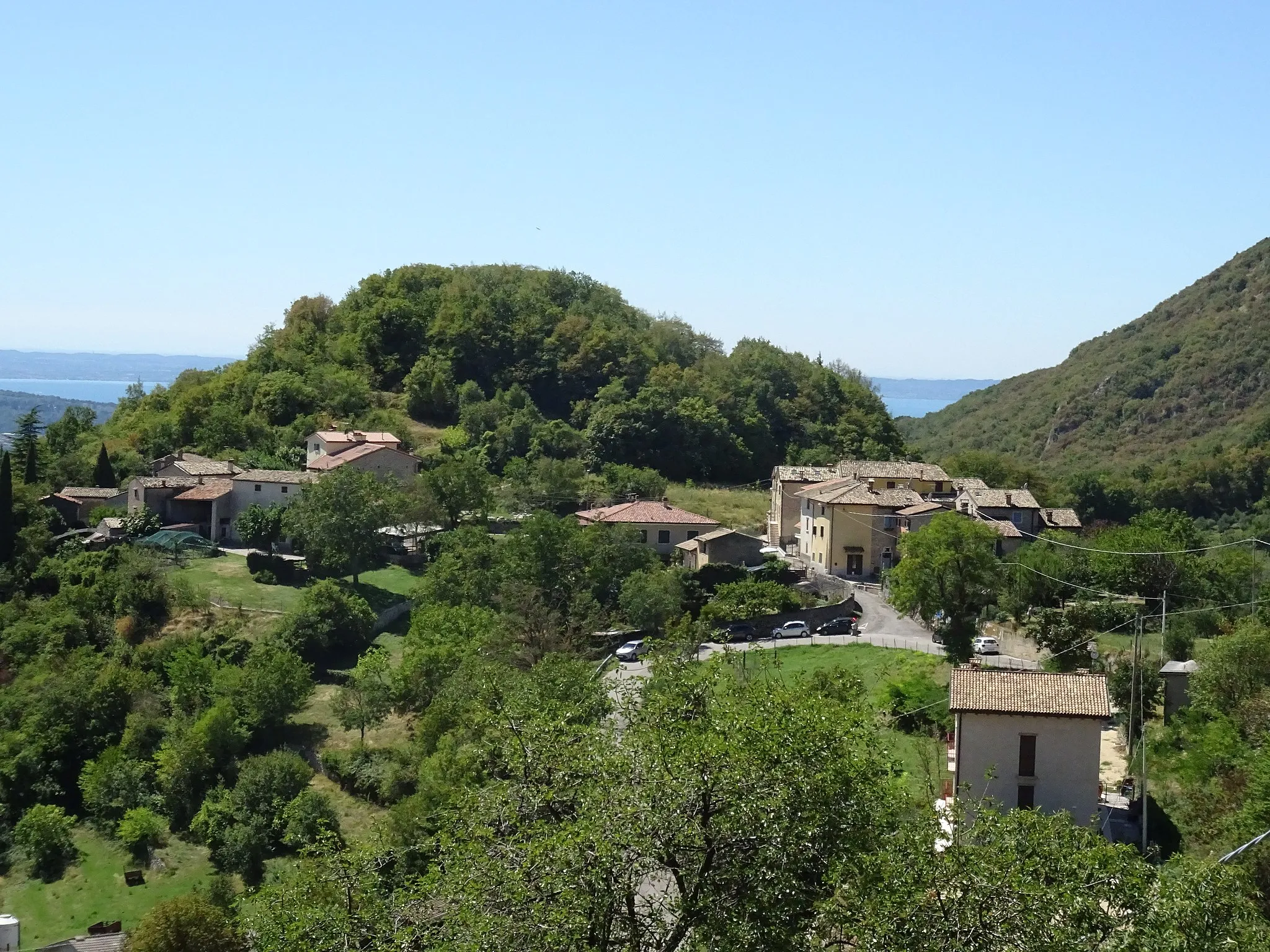 Photo showing: Braghizzola (Caprino Veronese, Veneto, Italy)