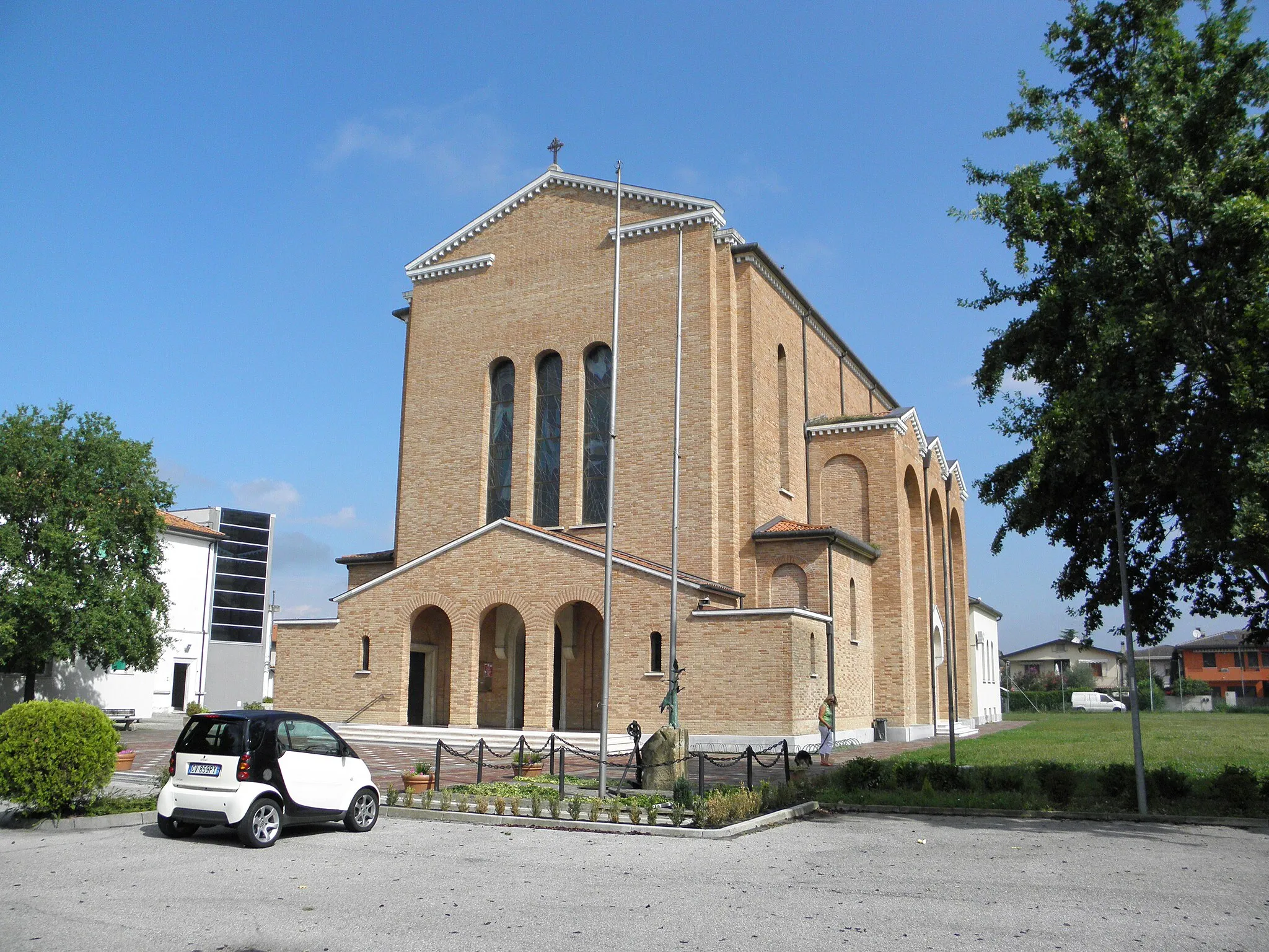 Photo showing: San Liberale, frazione di Marcon: la chiesa parrocchiale di San Liberale.