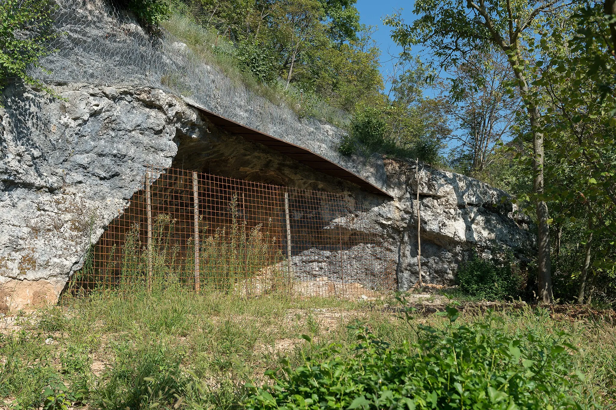 Photo showing: Die Grotta de Nadale bei Vicenza in Venetien, Italien.