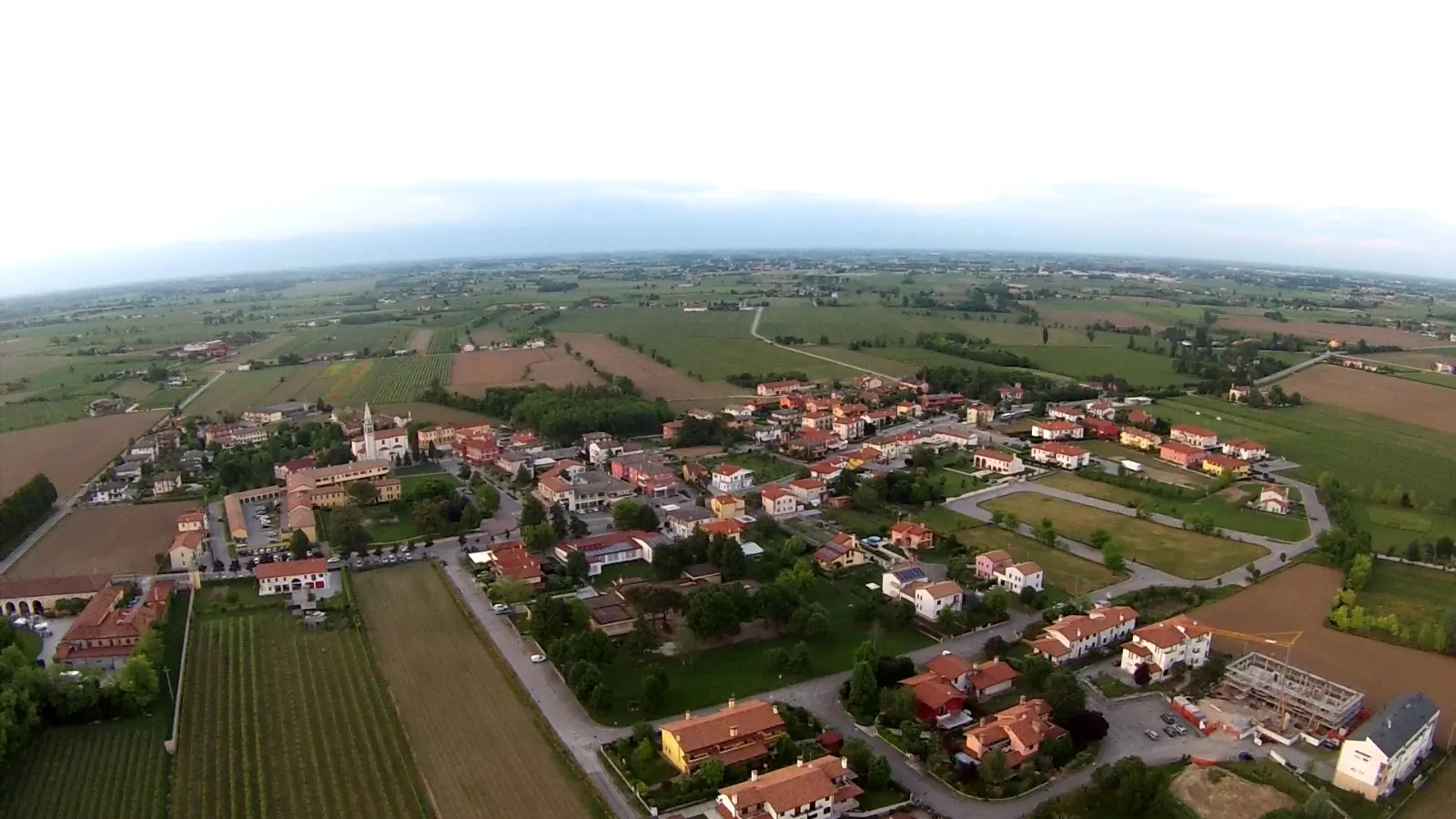 Photo showing: Campodipietra dall'alto