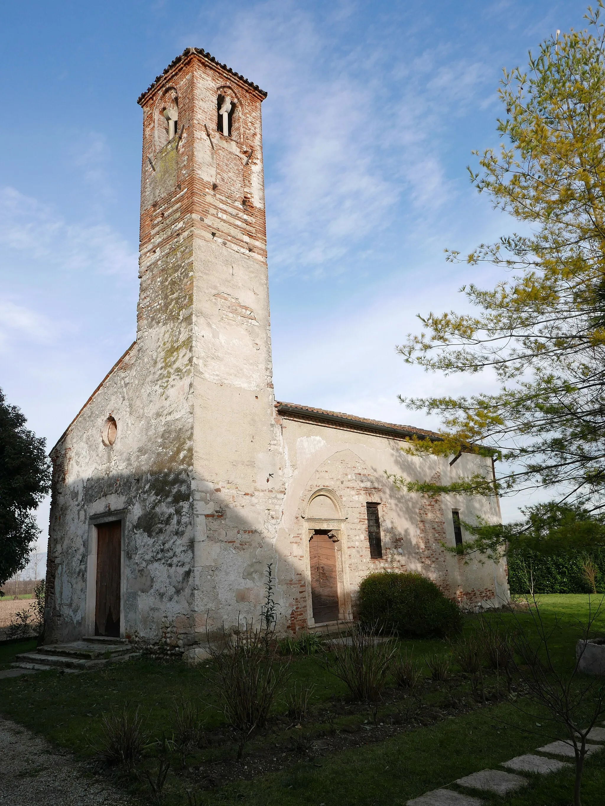 Photo showing: Chiesa di Santa Maria Etiopissa - prospetto ovest