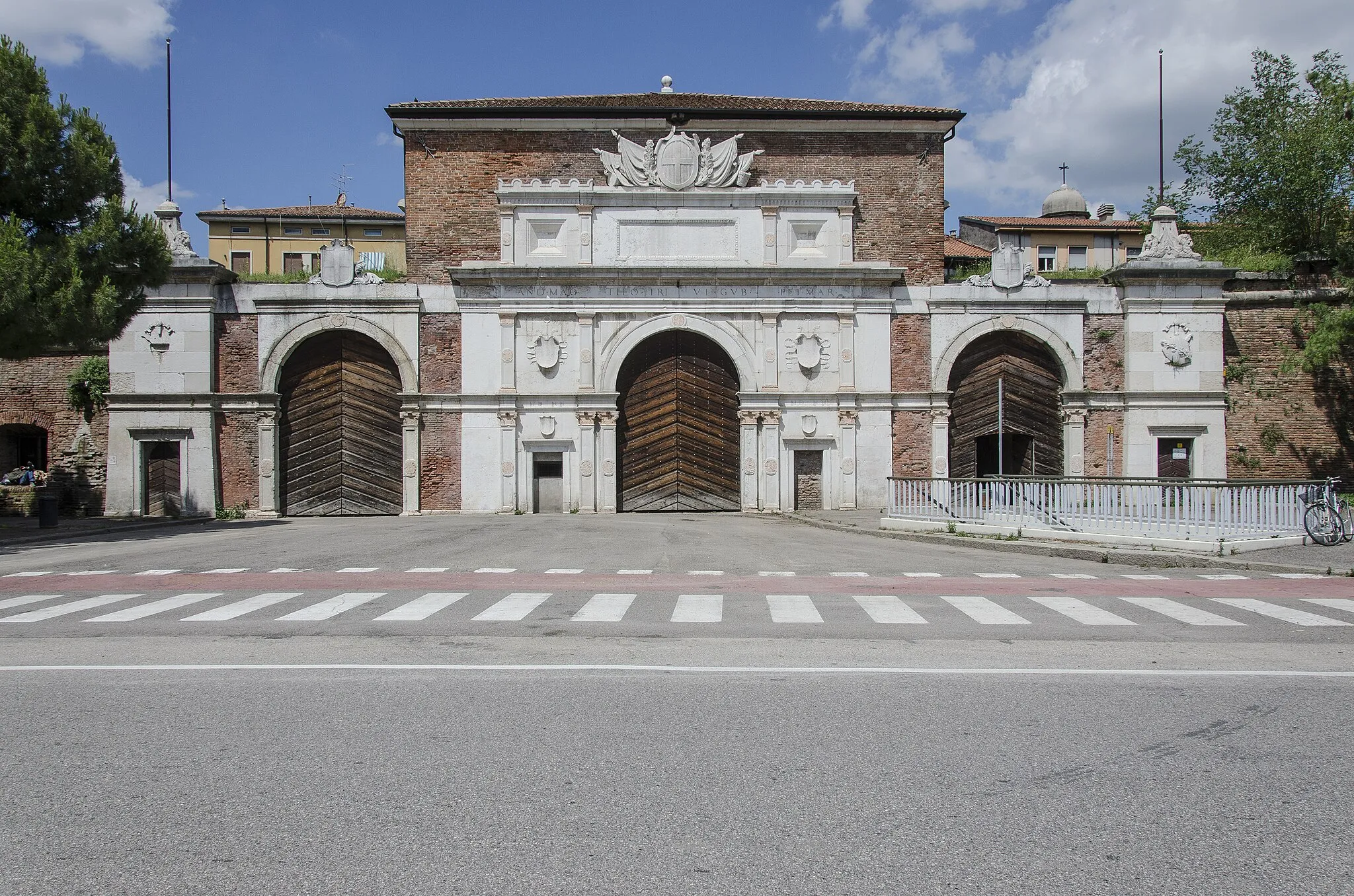 Photo showing: Porta Vescovo a Verona. Lato contado.