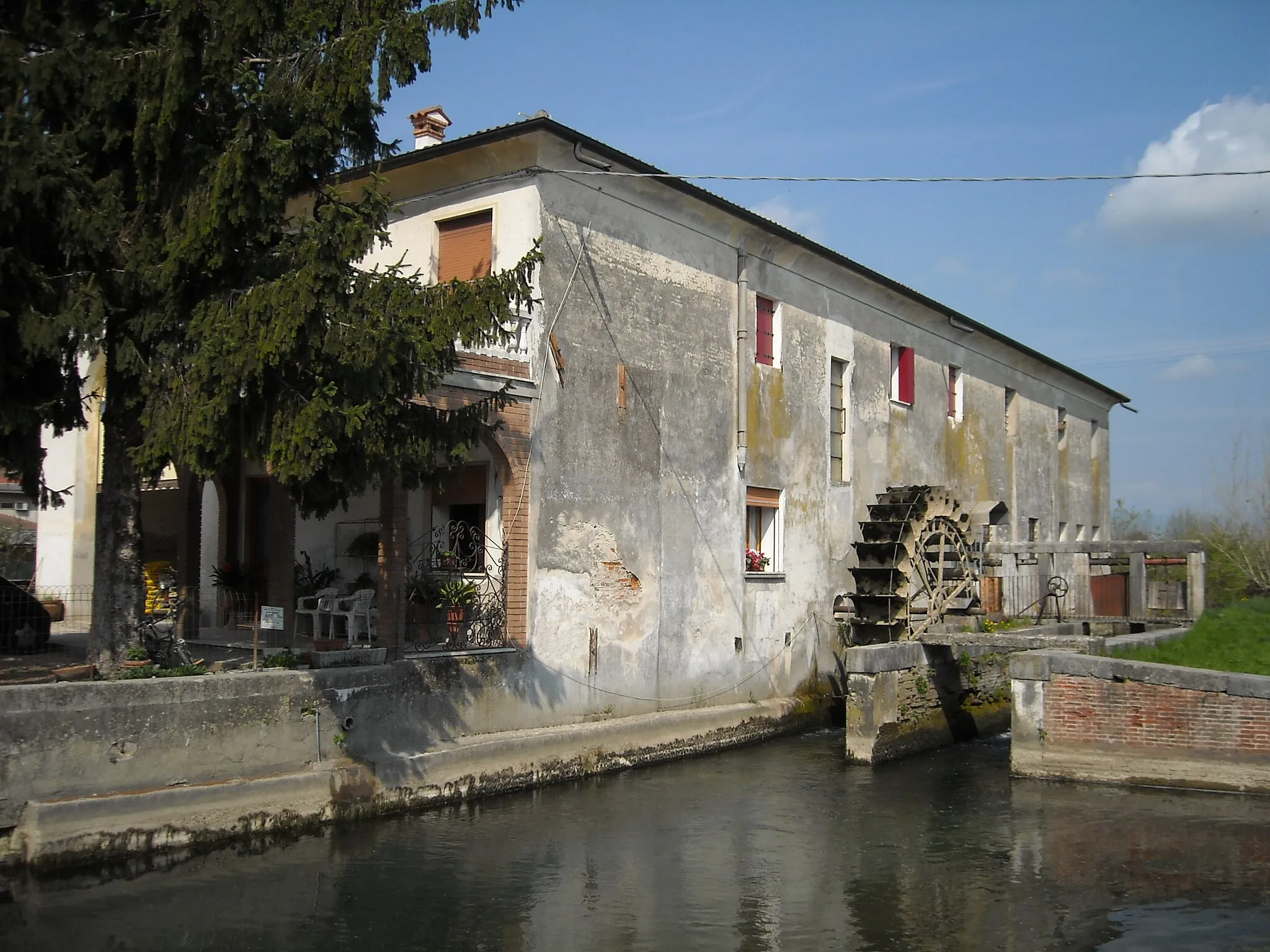 Photo showing: Mulino di Lanzè