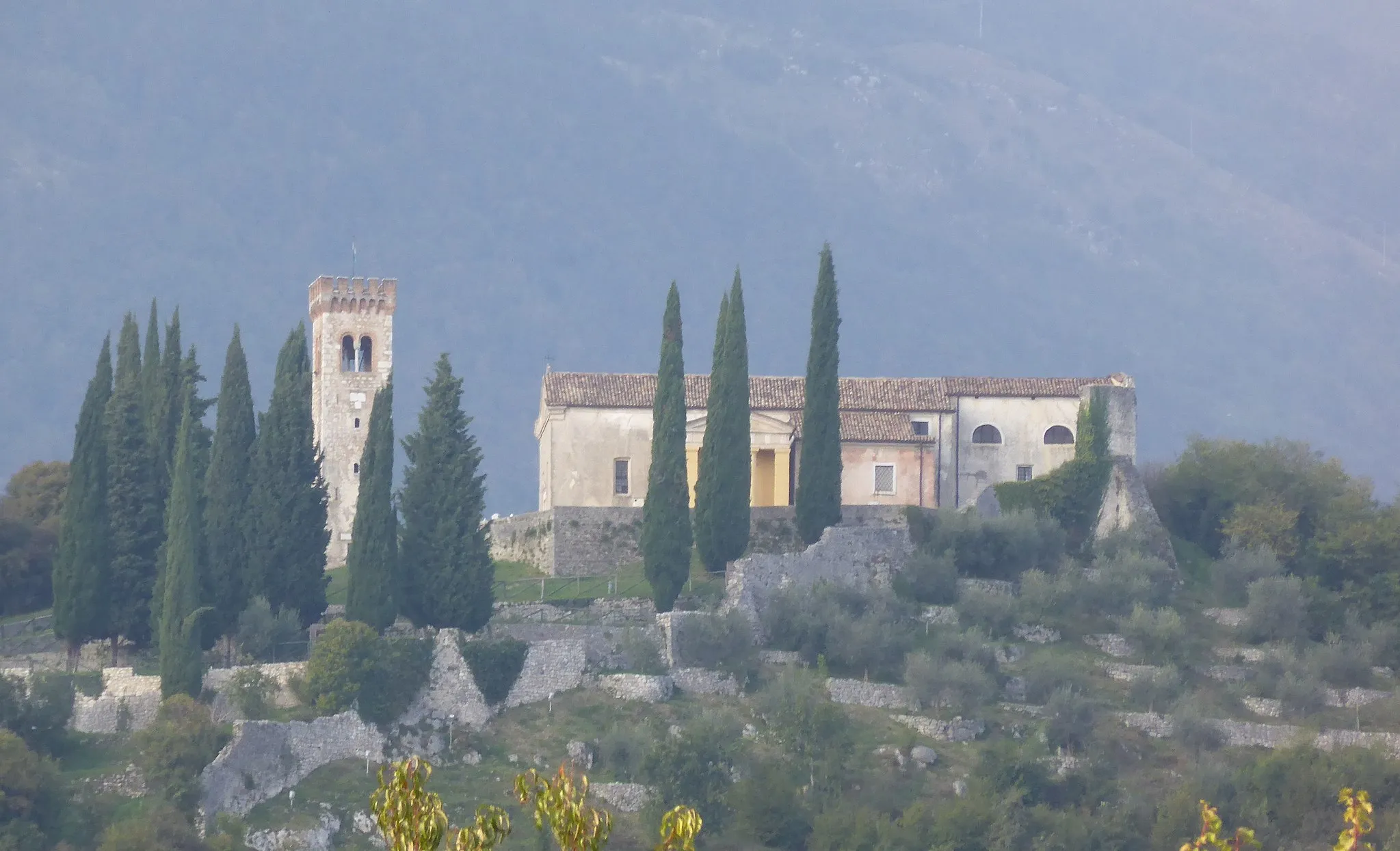Photo showing: View of the  Castle of Caneva
