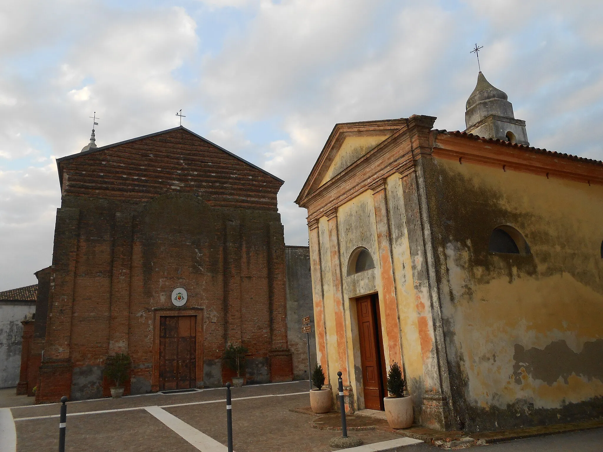 Photo showing: chiesa di San Sebastiano  Martire, oratorio della B.V. del Carmine, Crocetta, Badia Polesine