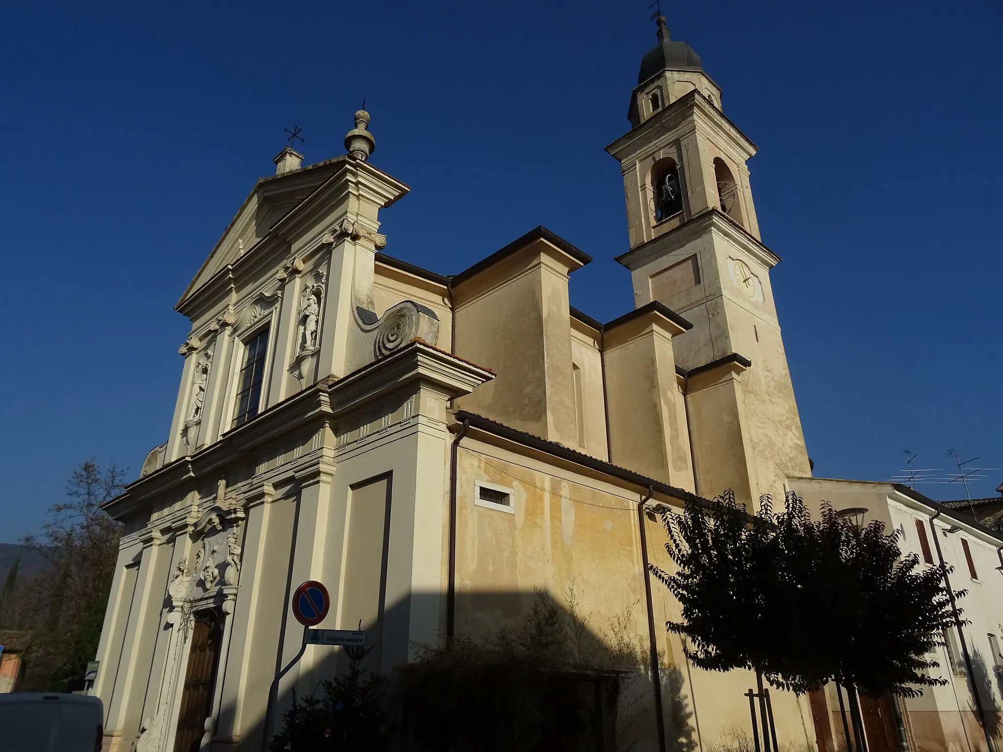 Photo showing: Castion Veronese (Costermano sul Garda, Veneto, Italy), Saint Mary Magdalene church