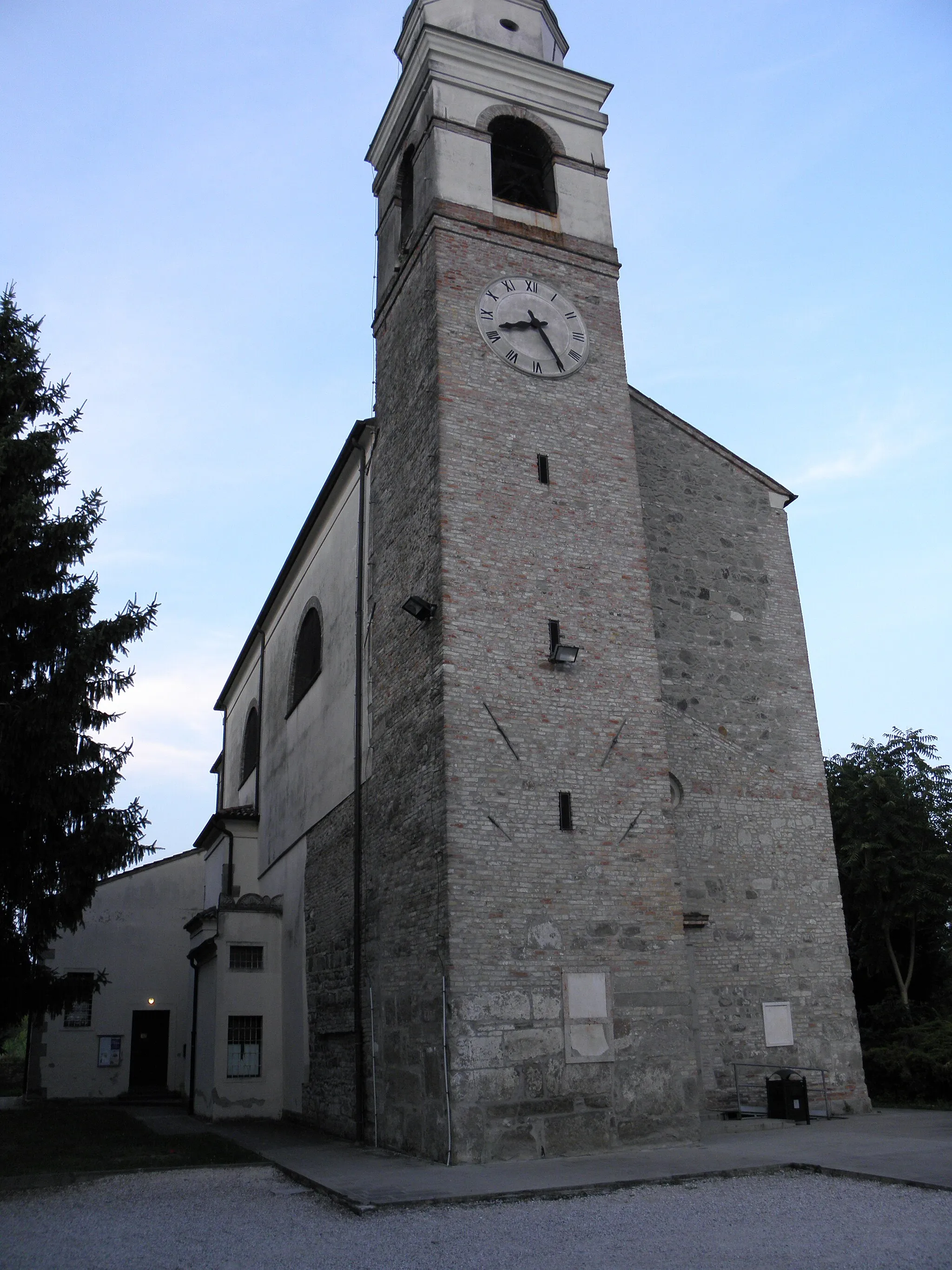 Photo showing: Selvazzano Dentro, la ex chiesa, ora auditorium, di San Michele.
