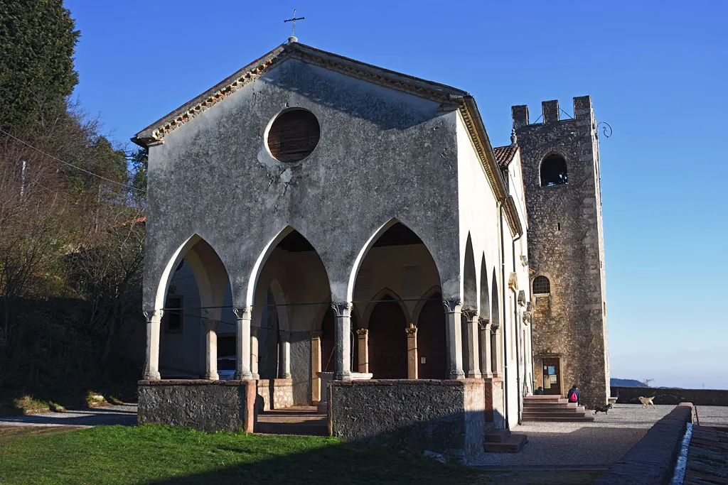 Photo showing: Serravalle, Sanctuario di Santa Augusta.