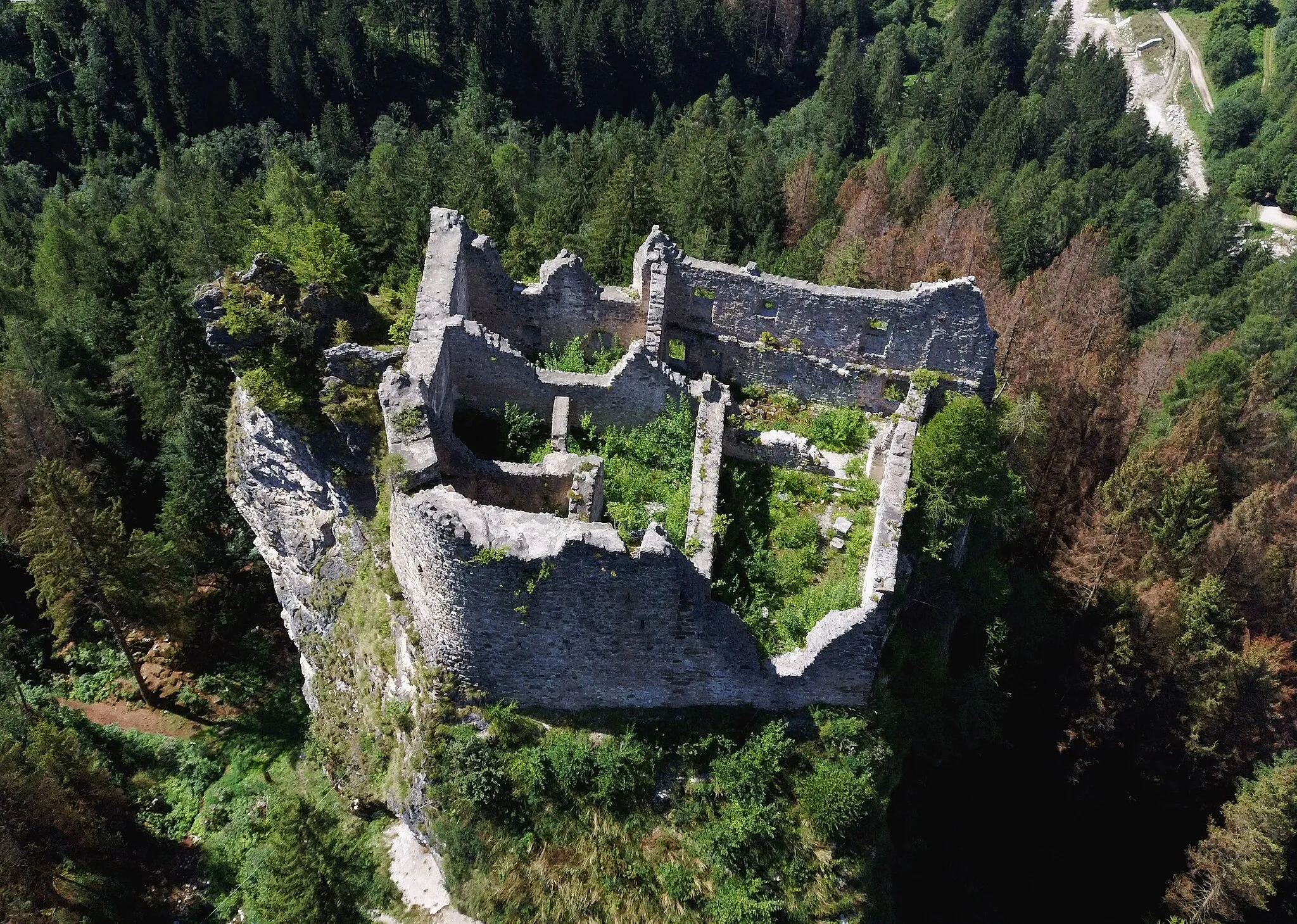 Photo showing: Castel Pietra (Tonadico, Primiero San Martino di Castrozza, Trentino, Italy)