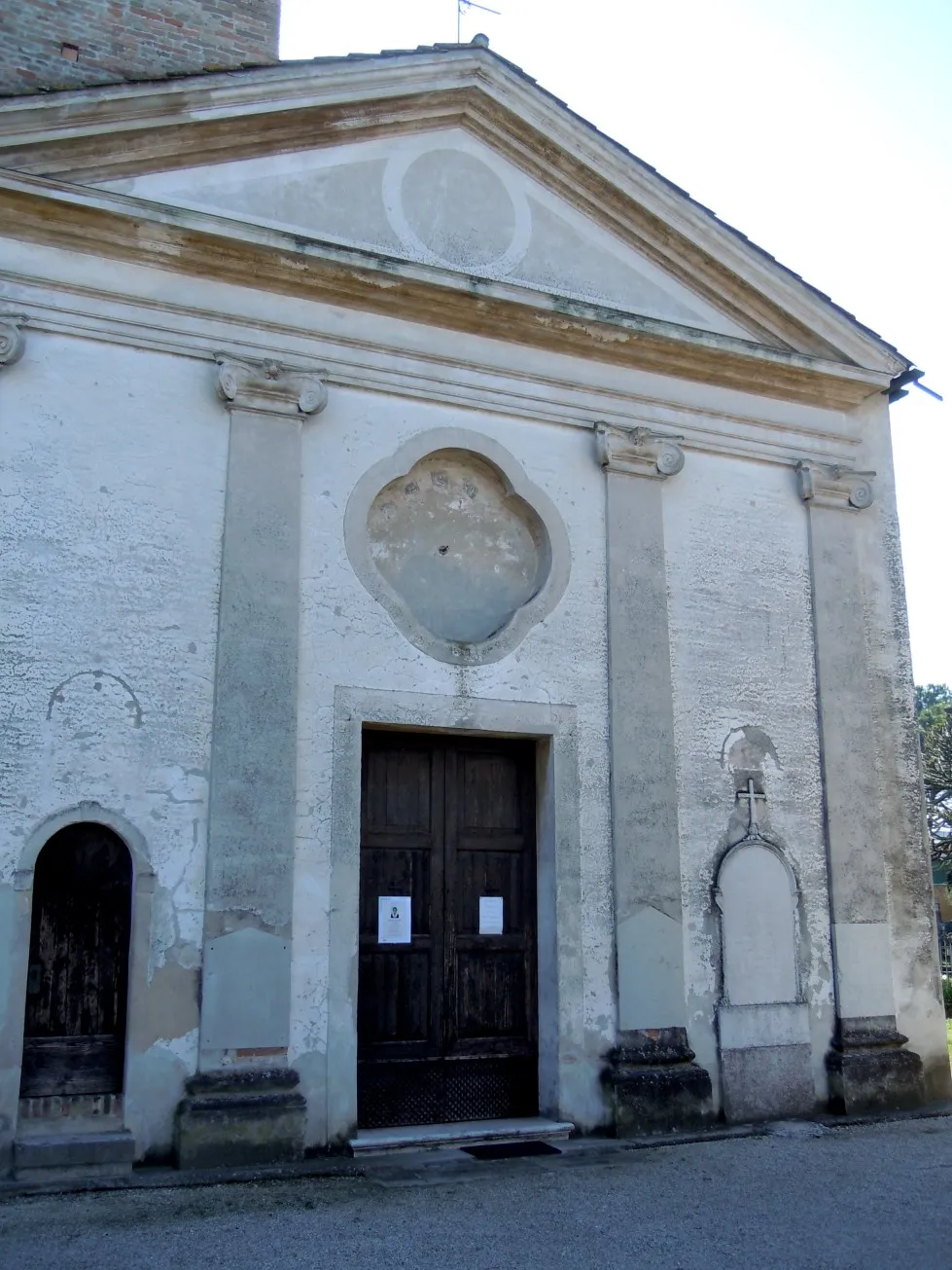 Photo showing: Fontane chiesa vecchia