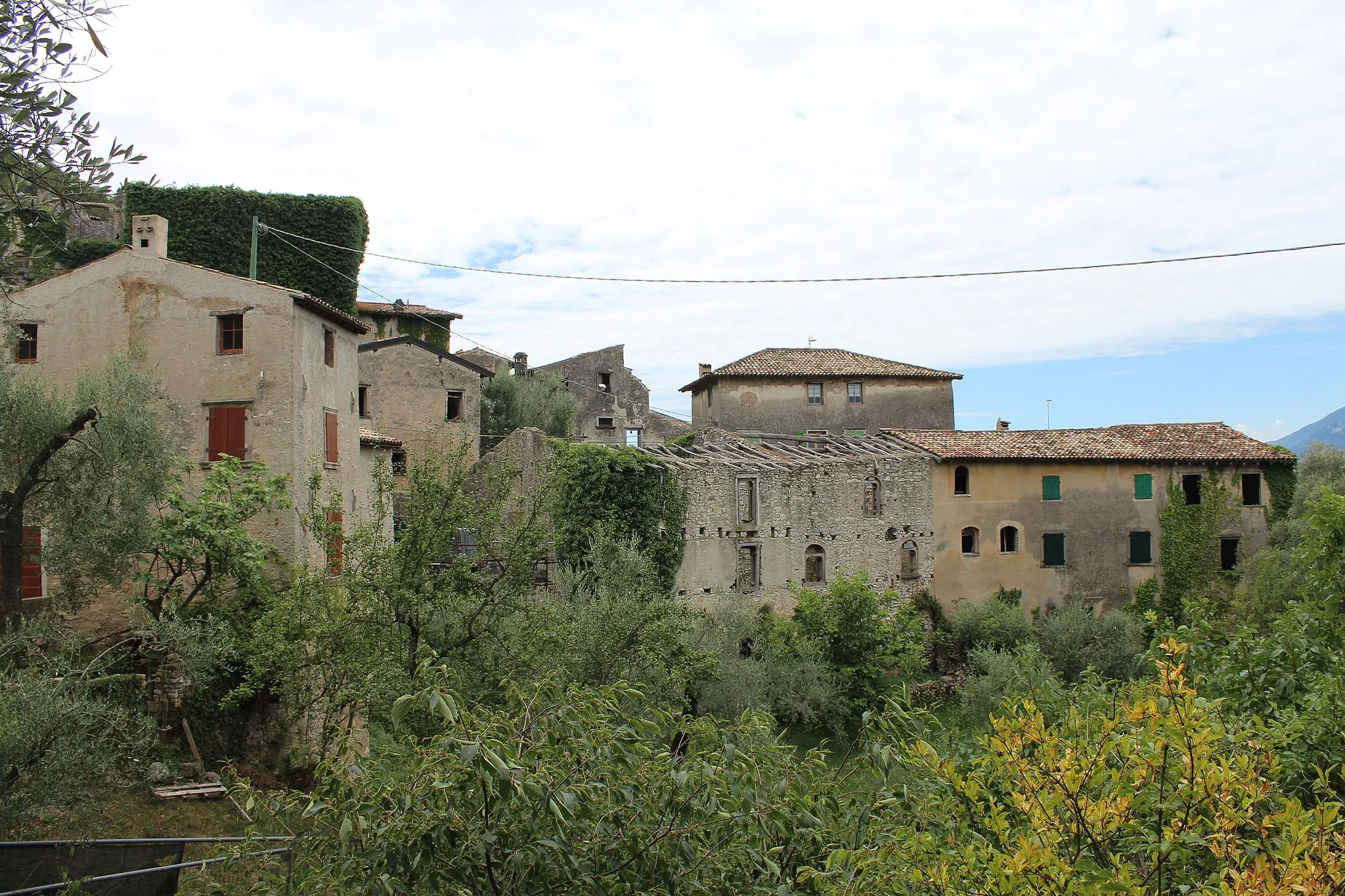 Photo showing: Borgo abbandonato di Campo a Brenzone sul Garda (provincia di Verona)