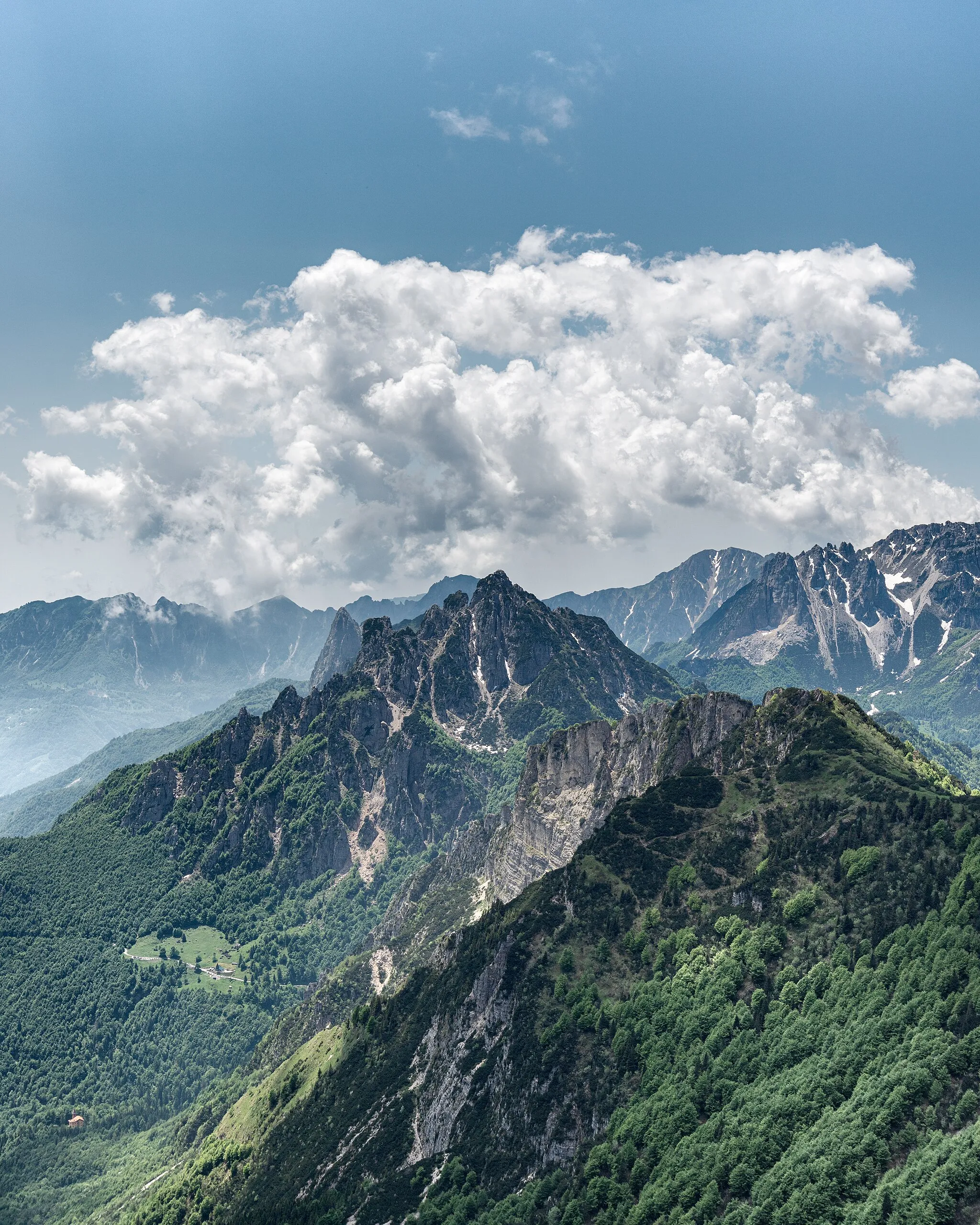 Photo showing: Monte Cornetto - Rifugio Achille Papa, Valli del Pasubio, Vicenza, Italia