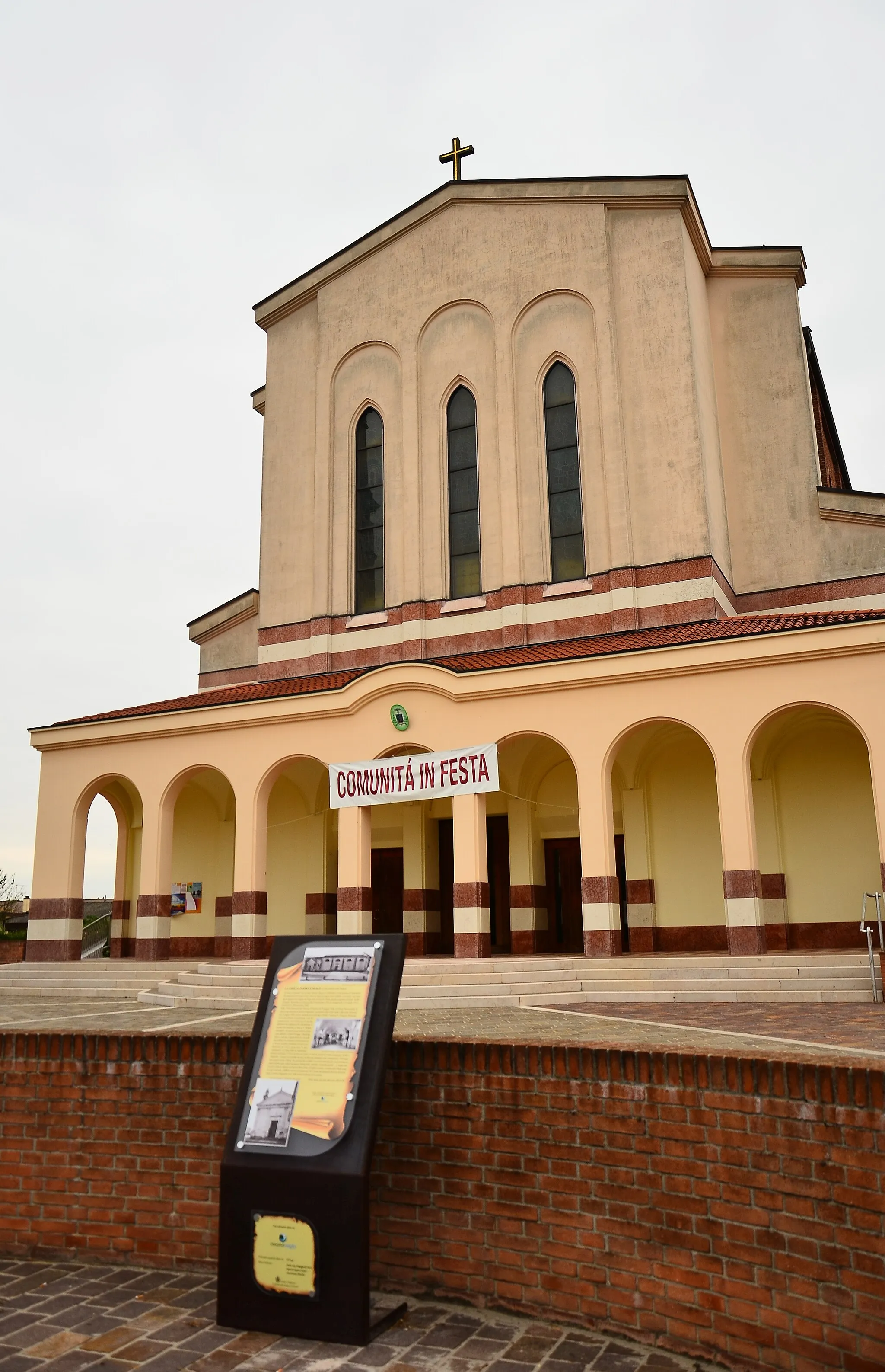 Photo showing: Chiesa di san michele