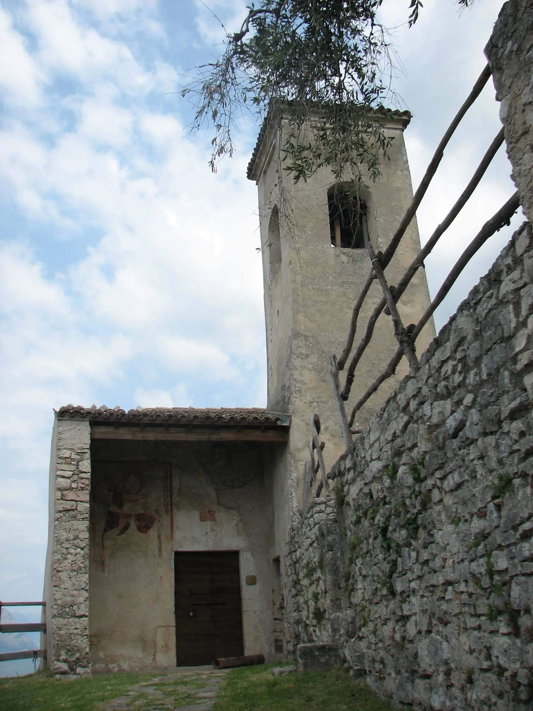 Photo showing: Chiesa di sant Antonio Abate a Biaza (Brenzone - Verona)