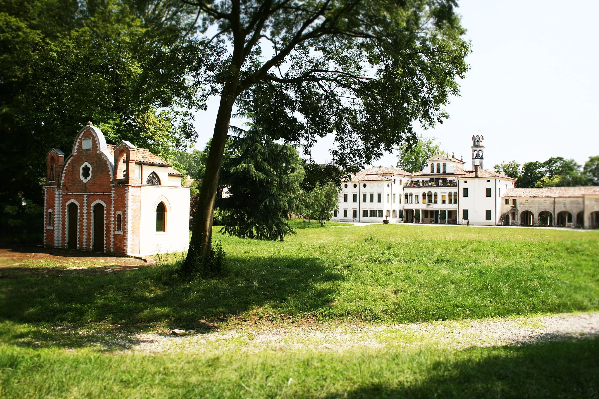 Photo showing: Complesso della villa