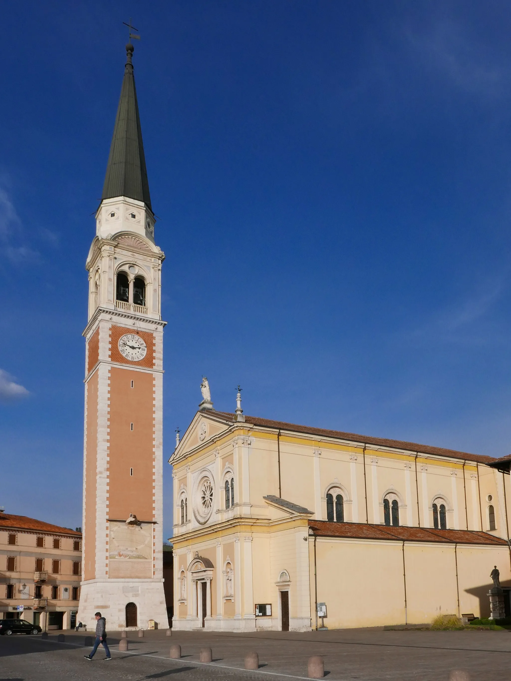 Photo showing: Chiesa di Santa Maria Assunta e campanile