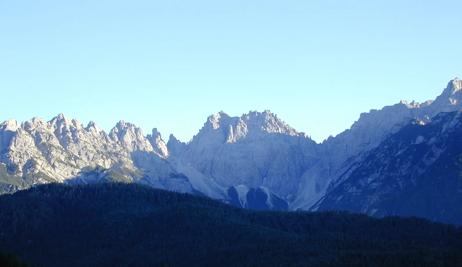 Photo showing: Monte Cridola - Lorenzago di Cadore