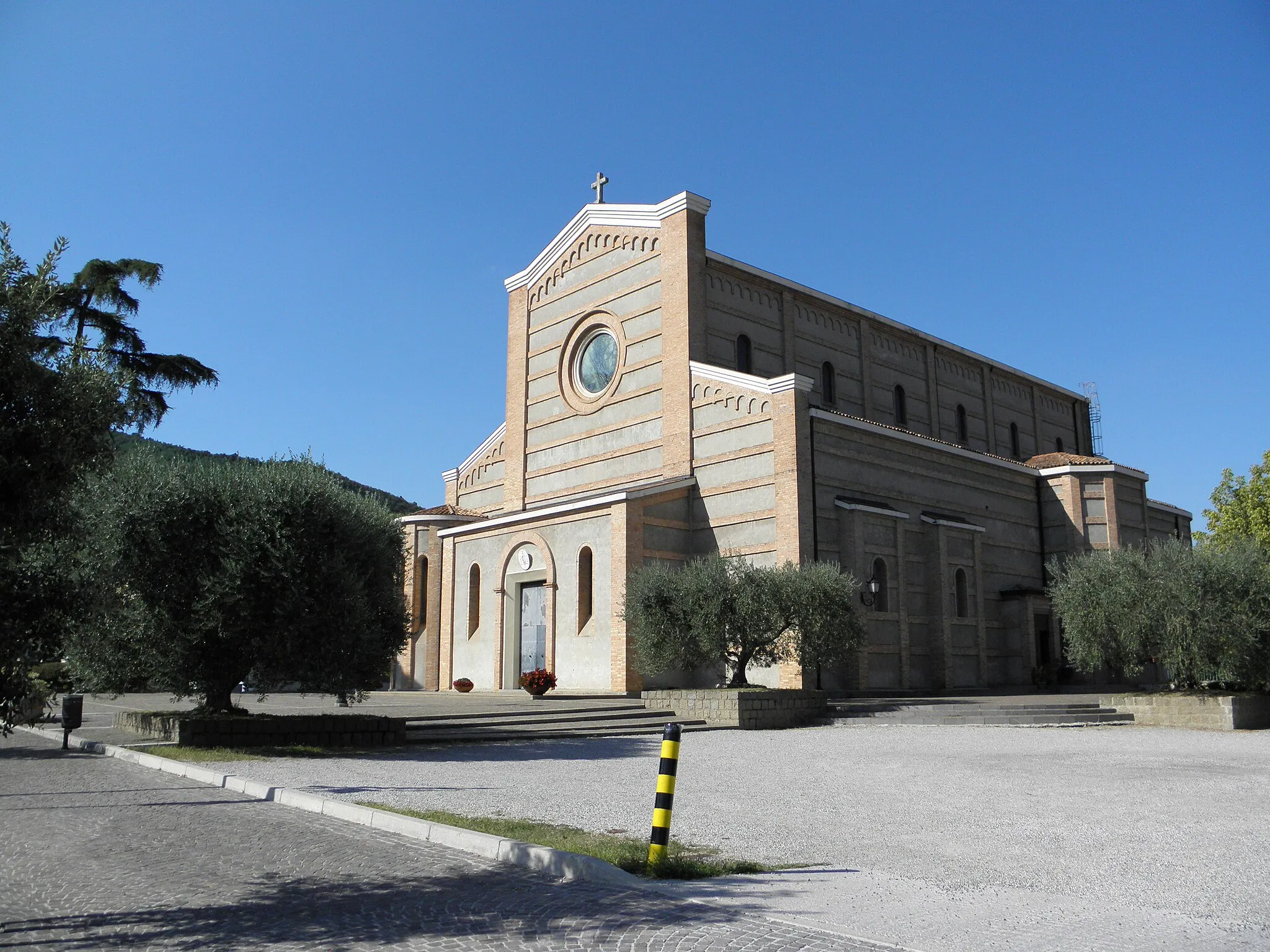Photo showing: Galzignano, chiesa della Beata Vergine Maria Assunta (XX secolo).