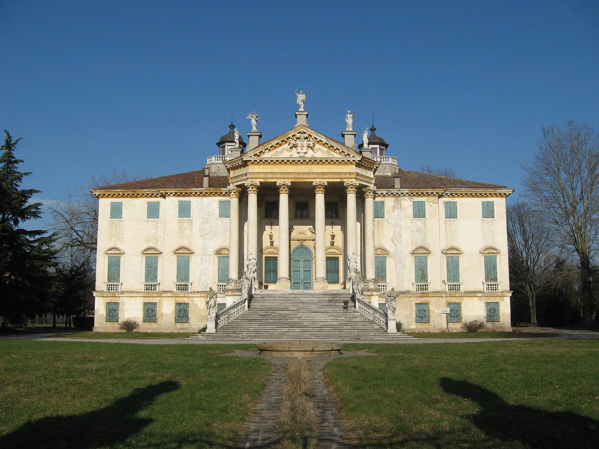 Photo showing: Facciata di Villa Giovanelli a Noventa Padovanainteernodella villa
Padovana