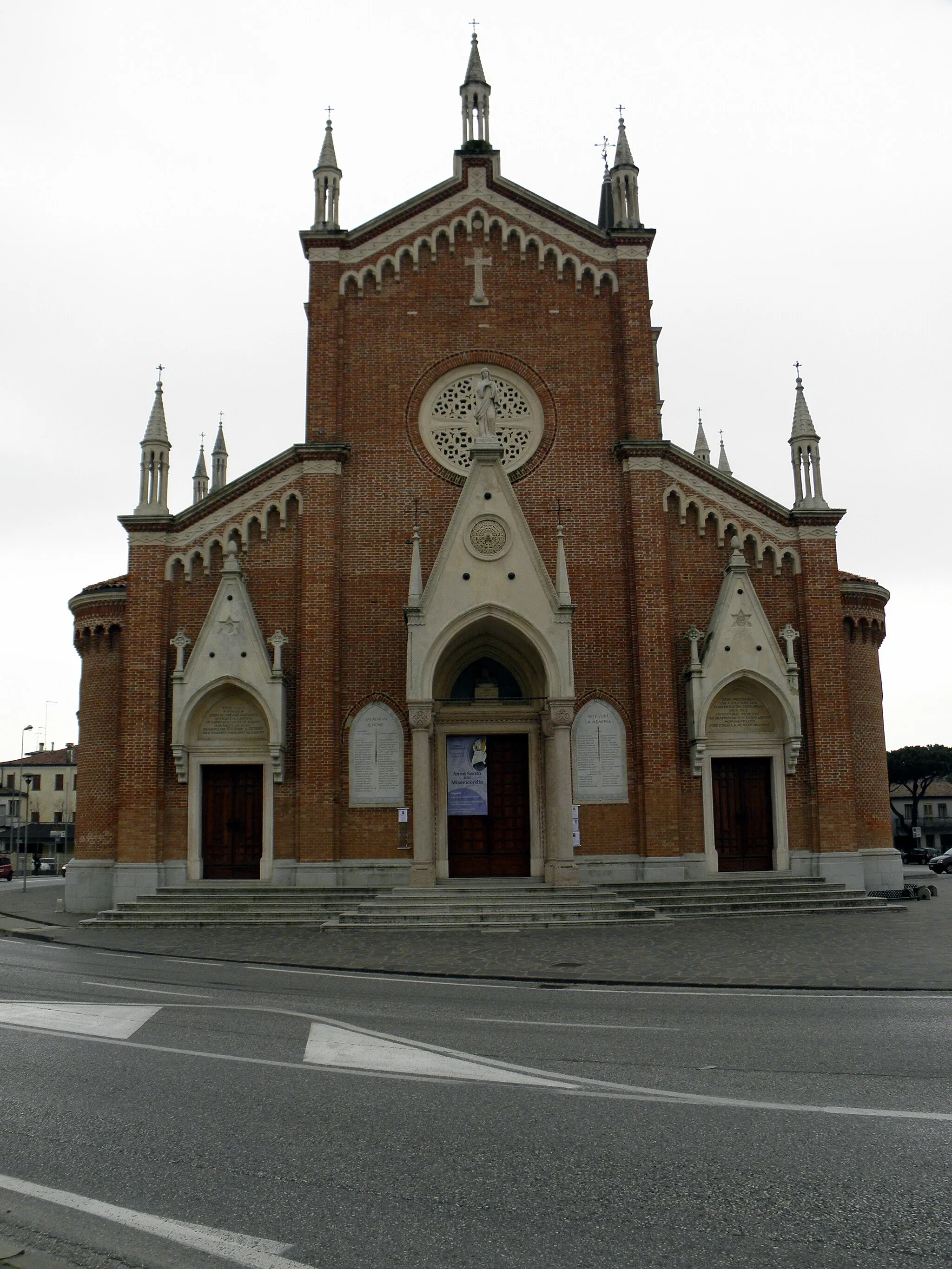 Photo showing: Trebaseleghe: chiesa arcipretale della Natività della Beata Vergine Maria.