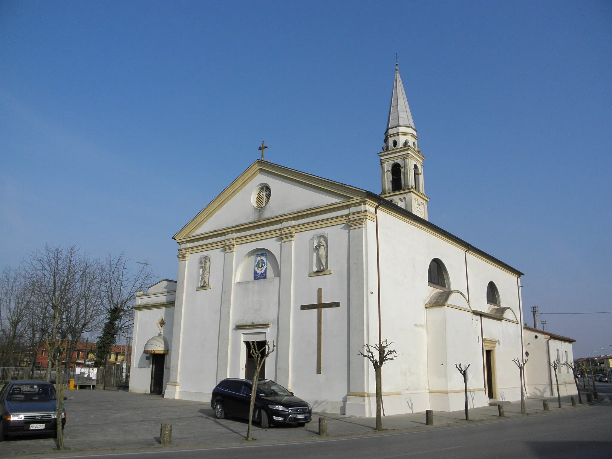 Photo showing: Terrassa Padovana, la chiesa parrocchiale di San Tomaso Apostolo.