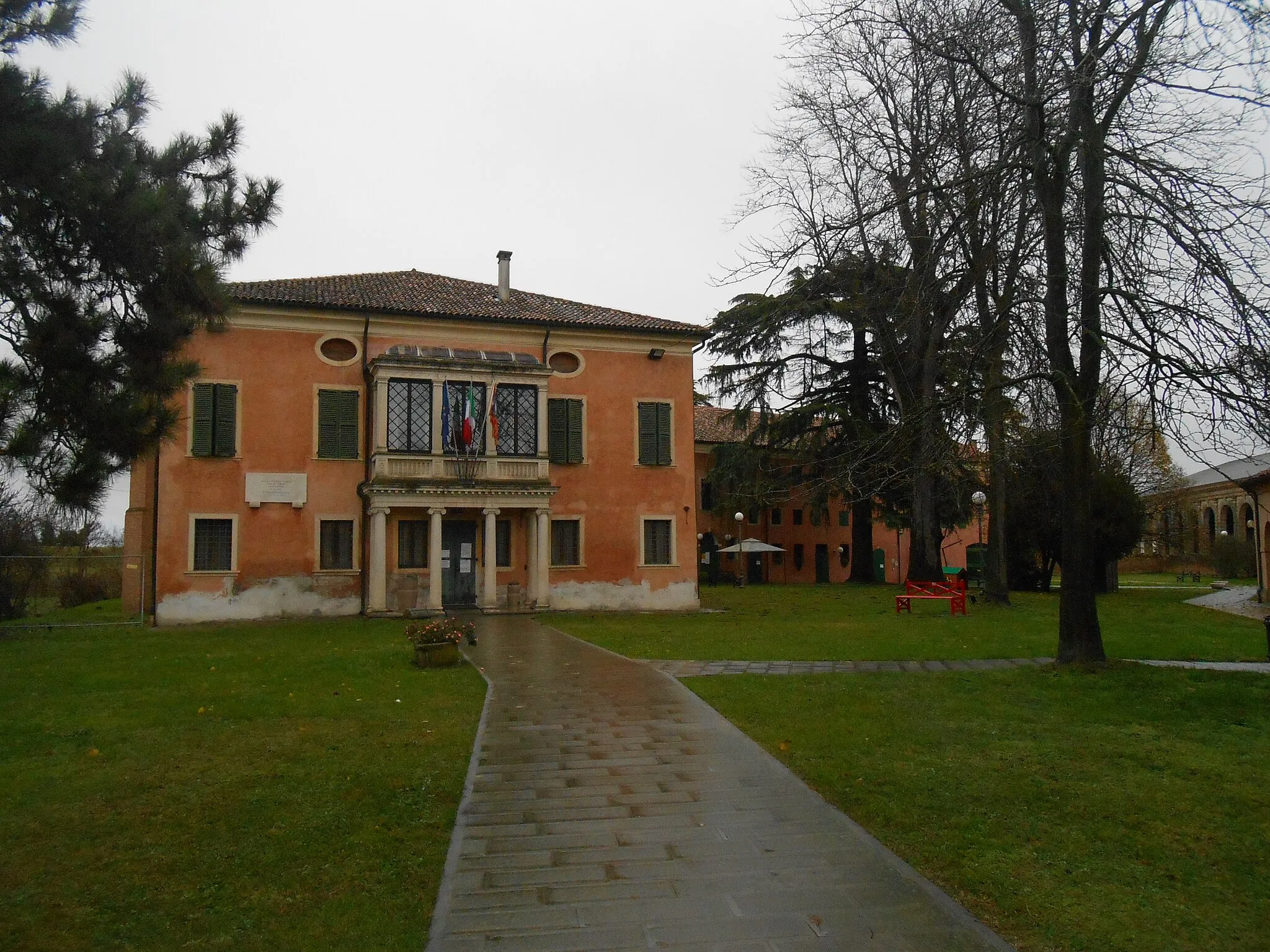 Photo showing: Corte benedettina, municipio, Correzzola