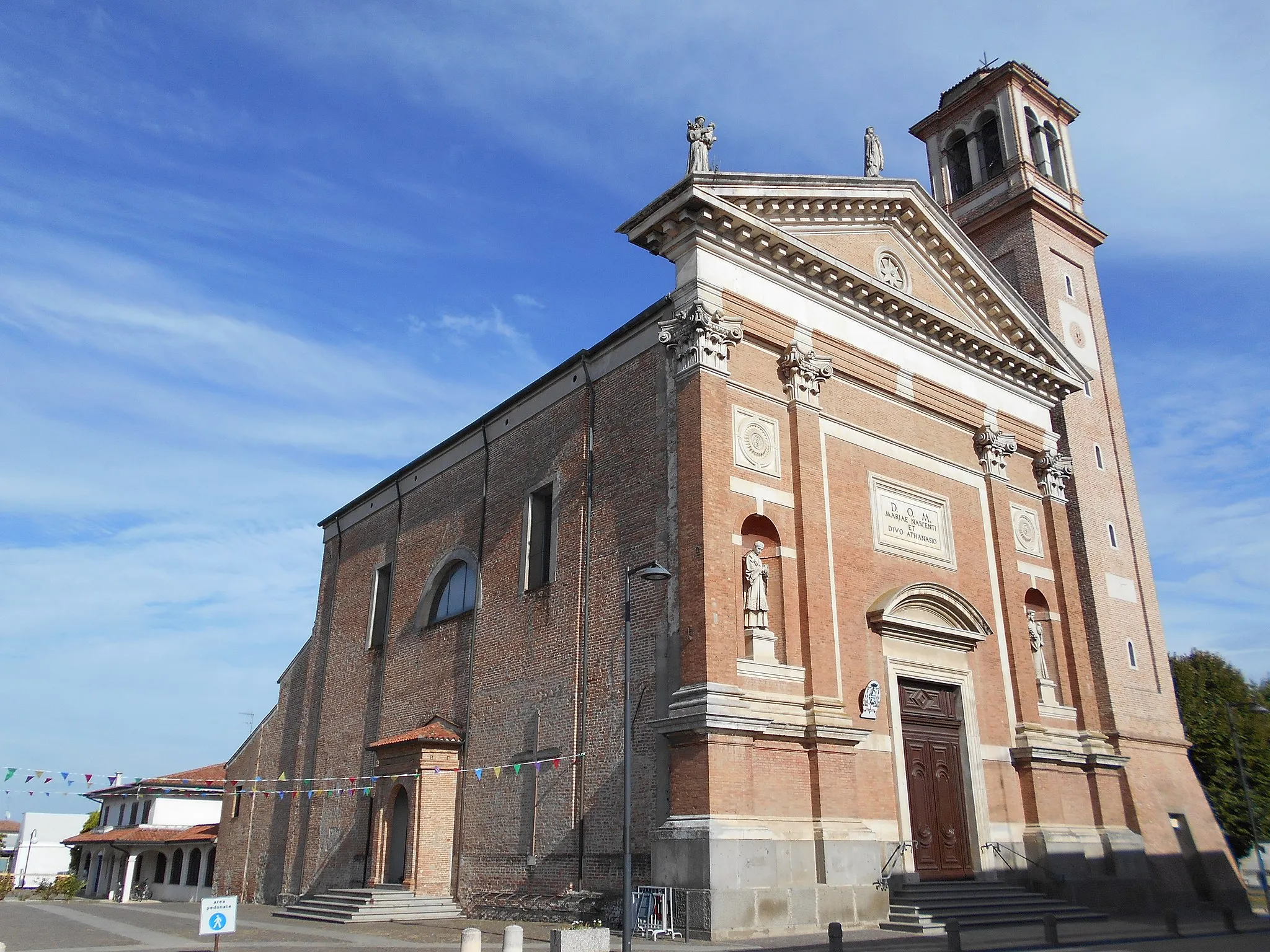 Photo showing: church, Pozzonovo