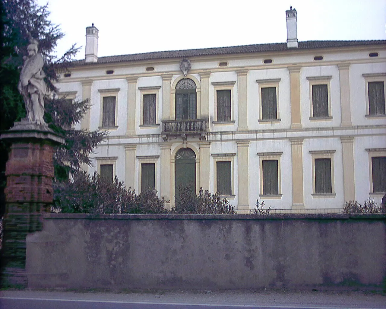 Photo showing: Palazzo Sanbonifacio, Ardit, Villa Estense