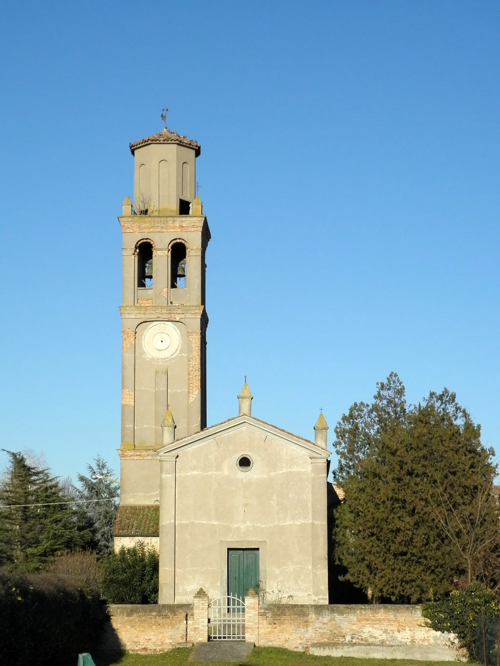 Photo showing: Villa Estense: la chiesa della Beata Vergine Assunta del Pilastro.